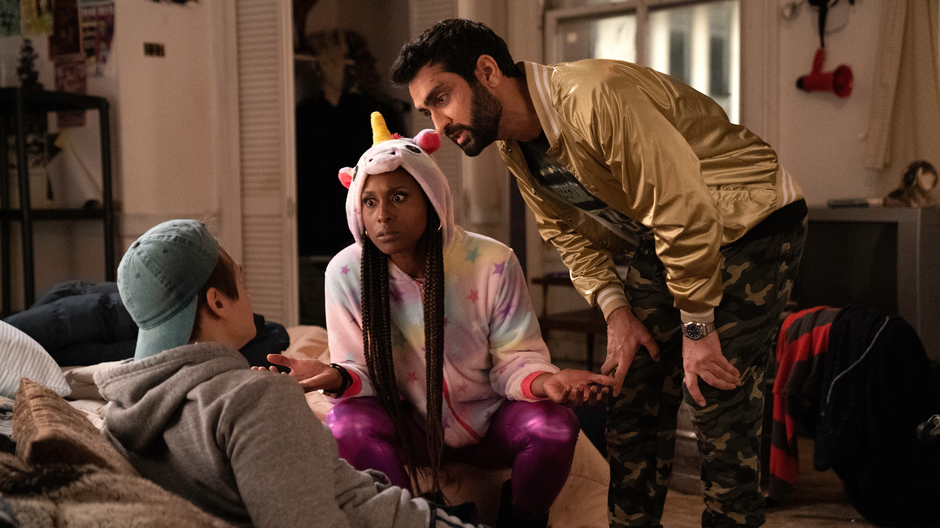 The Lovebirds Background