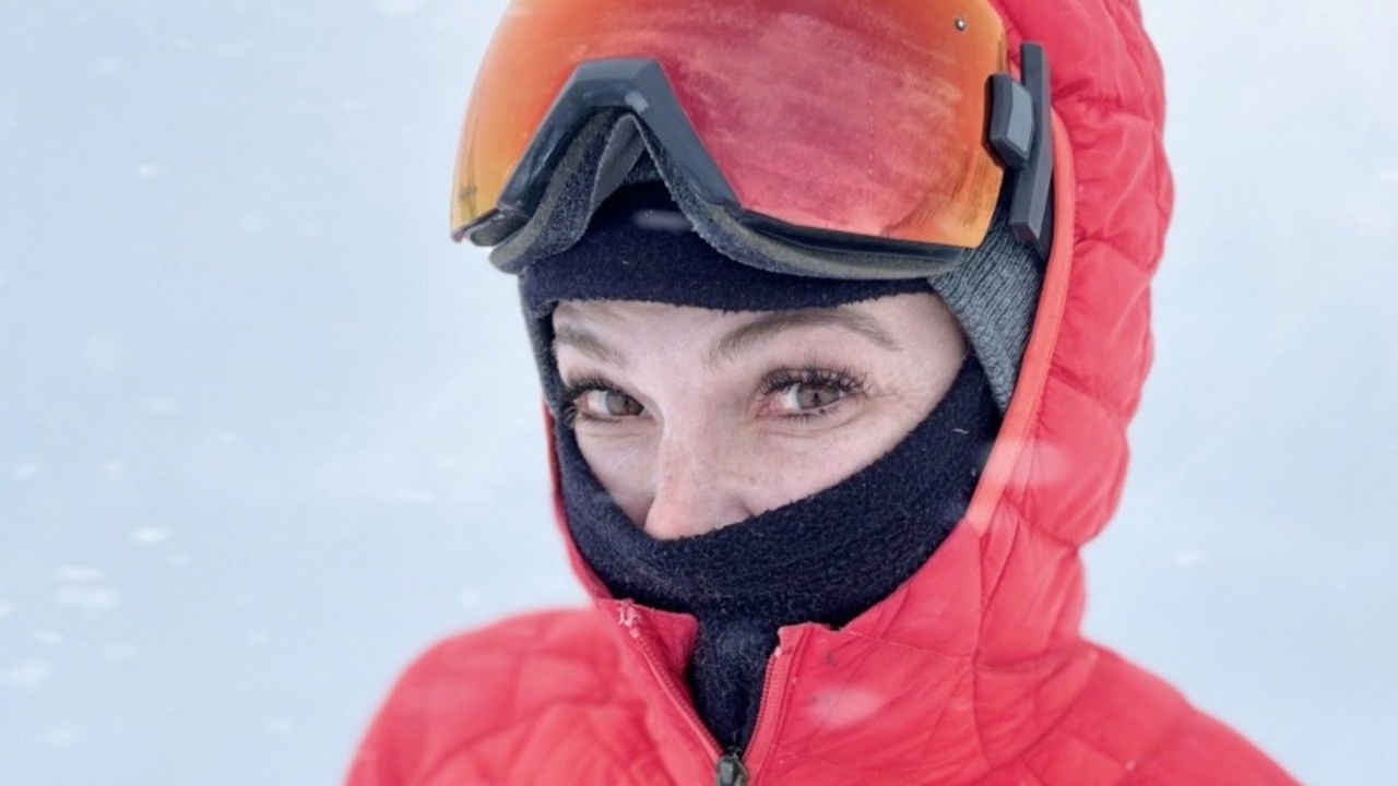 Vanessa Vinson Vibes Background