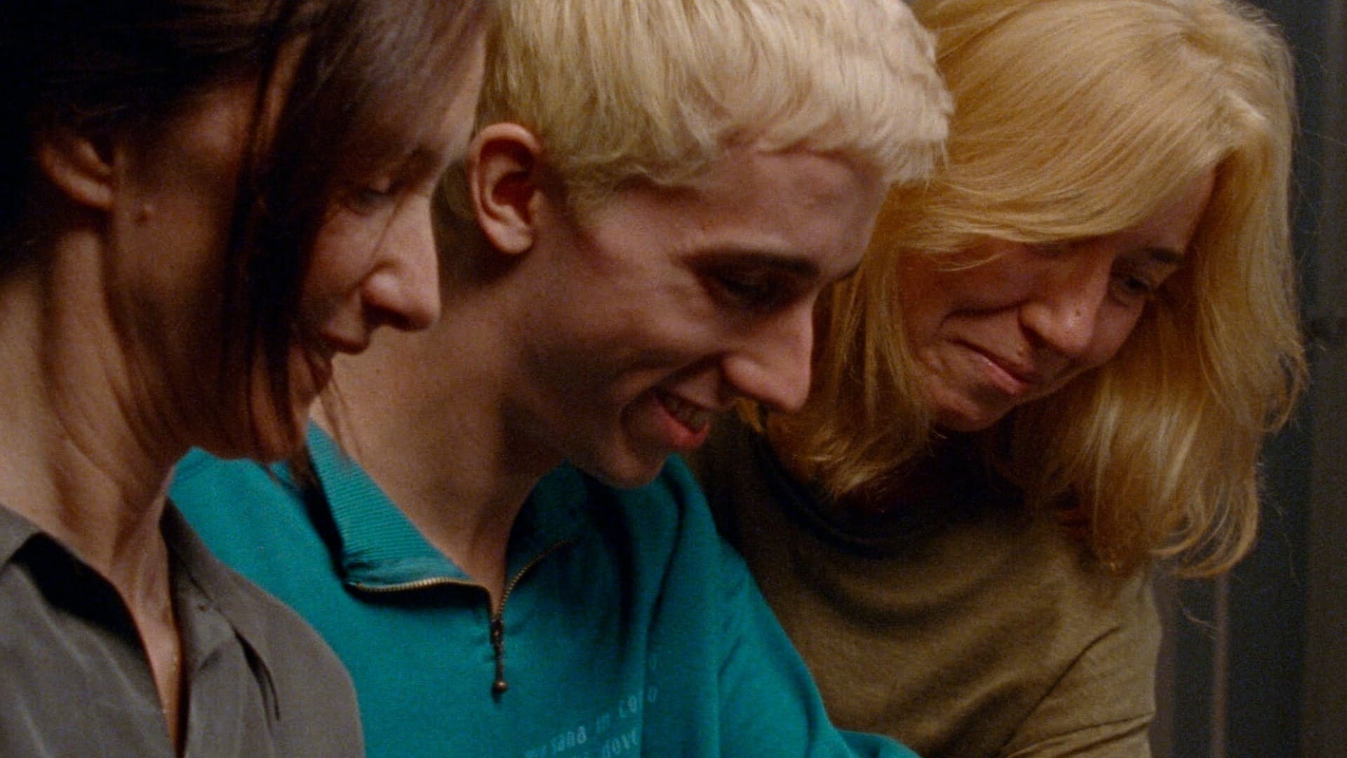 Sobre todo de noche Background