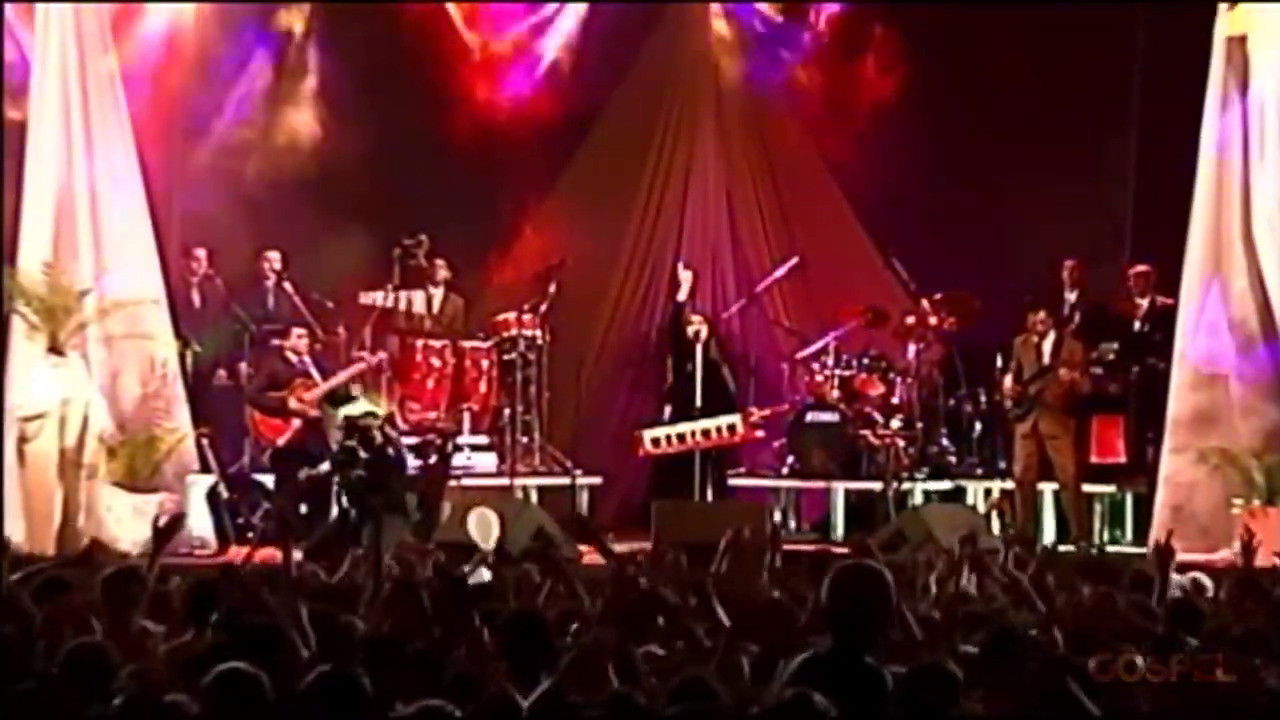 Alice Maciel e Banda Pentecostal - Ao Vivo Background