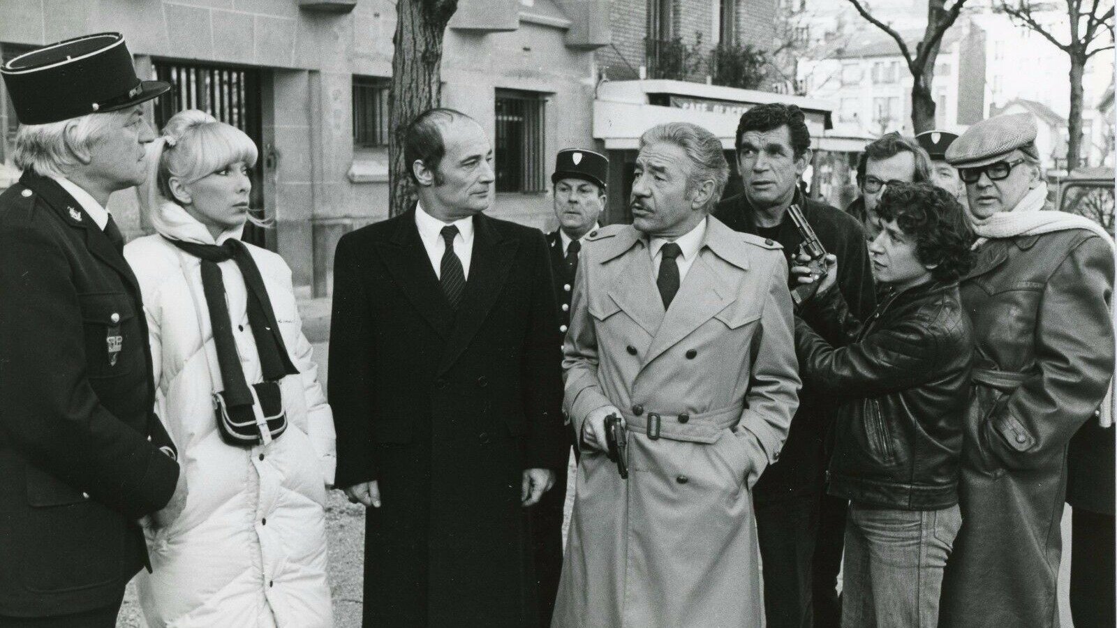 Signé Furax Background