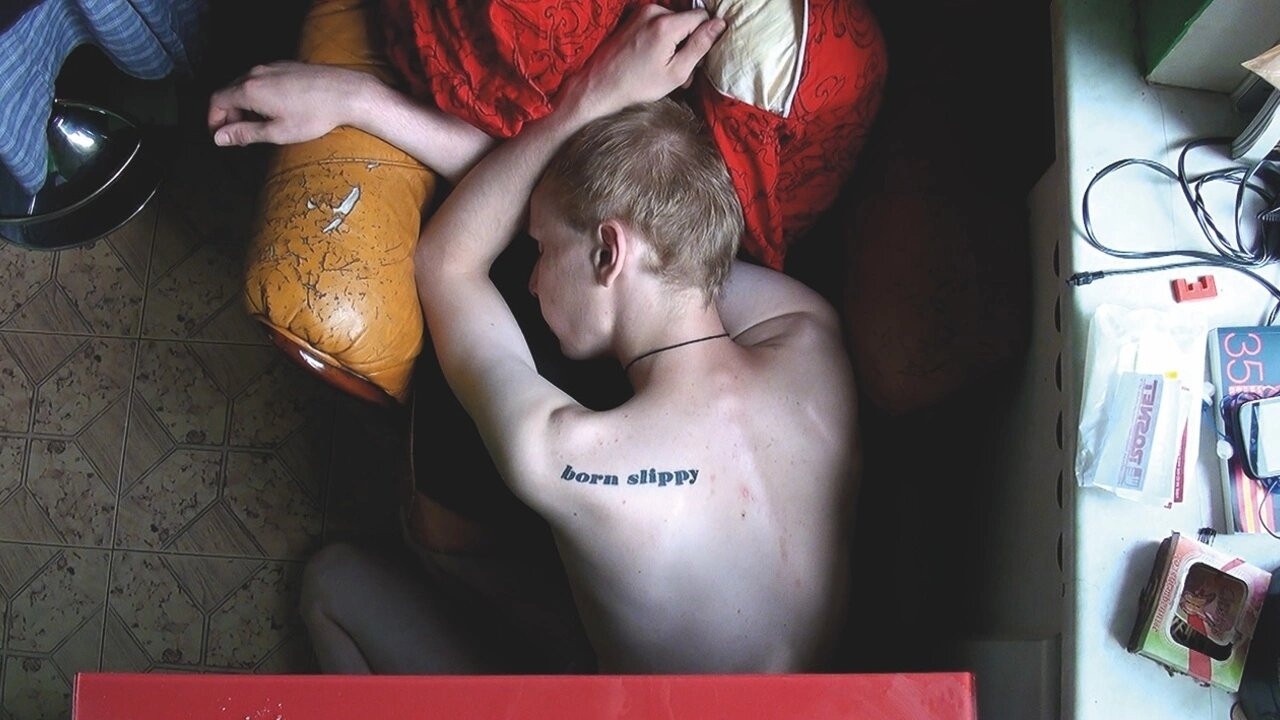 How to Save a Dead Friend Background