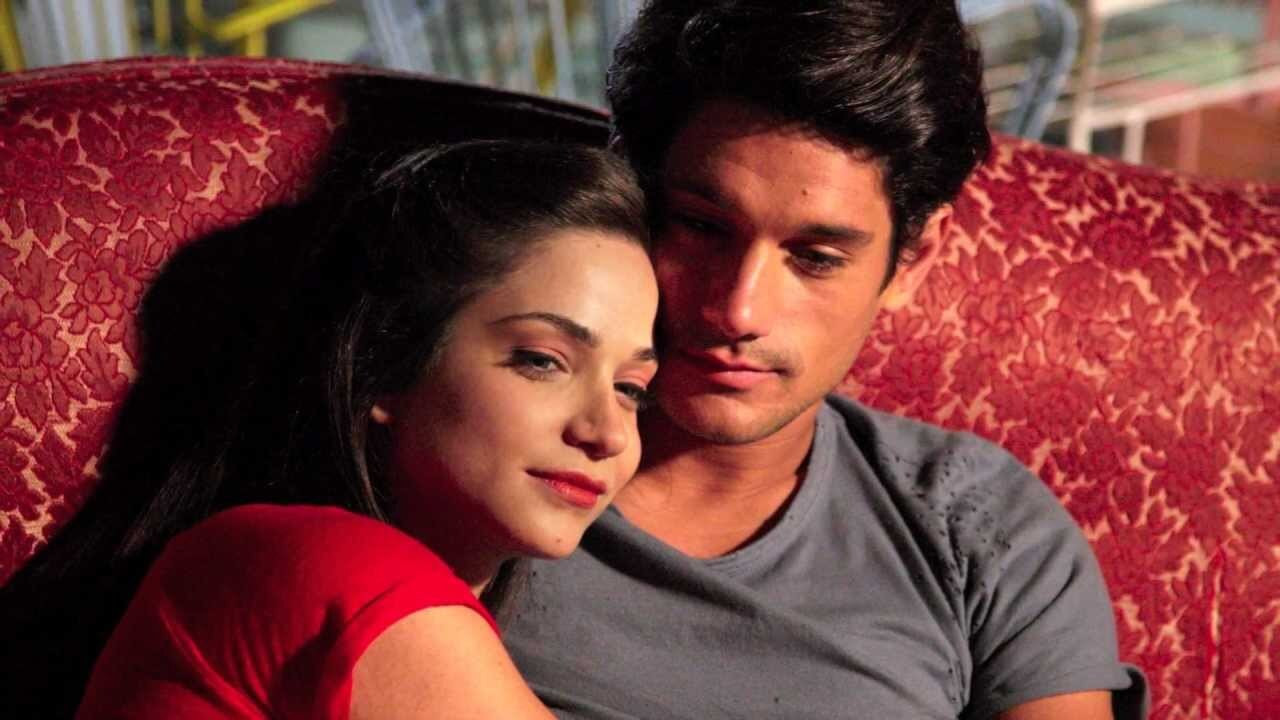 Love in the End Background