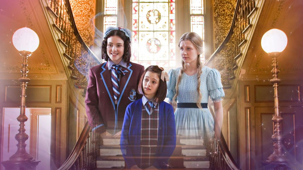 Dead Gorgeous Background