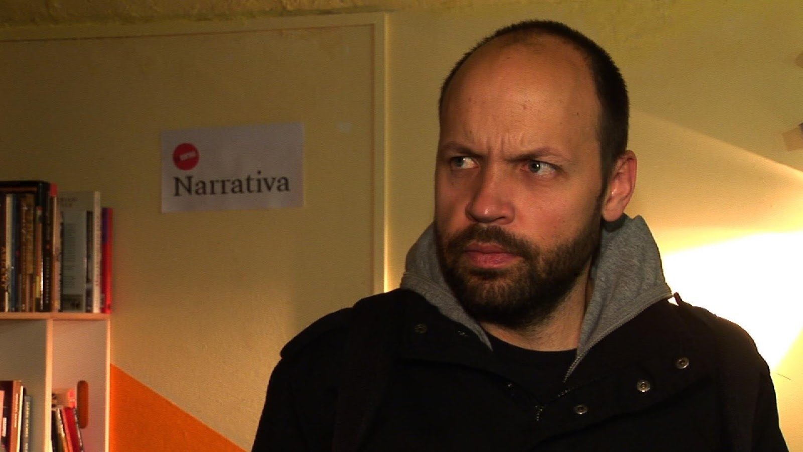 Taller Capuchoc Background