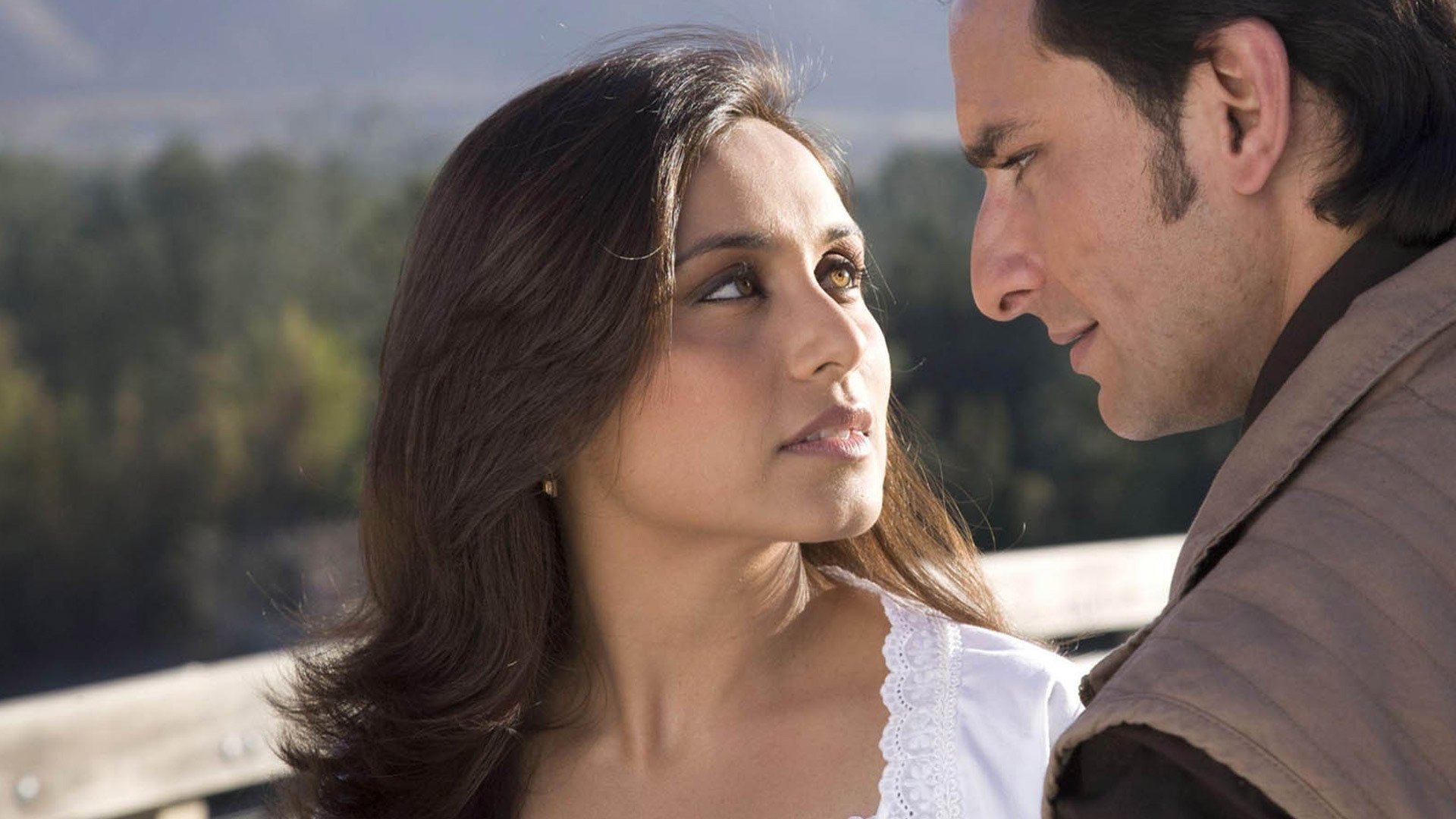 Thoda Pyaar Thoda Magic Background