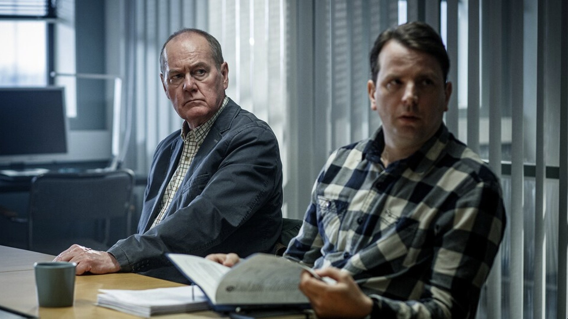 Beck 41 - Death in Samarra Background