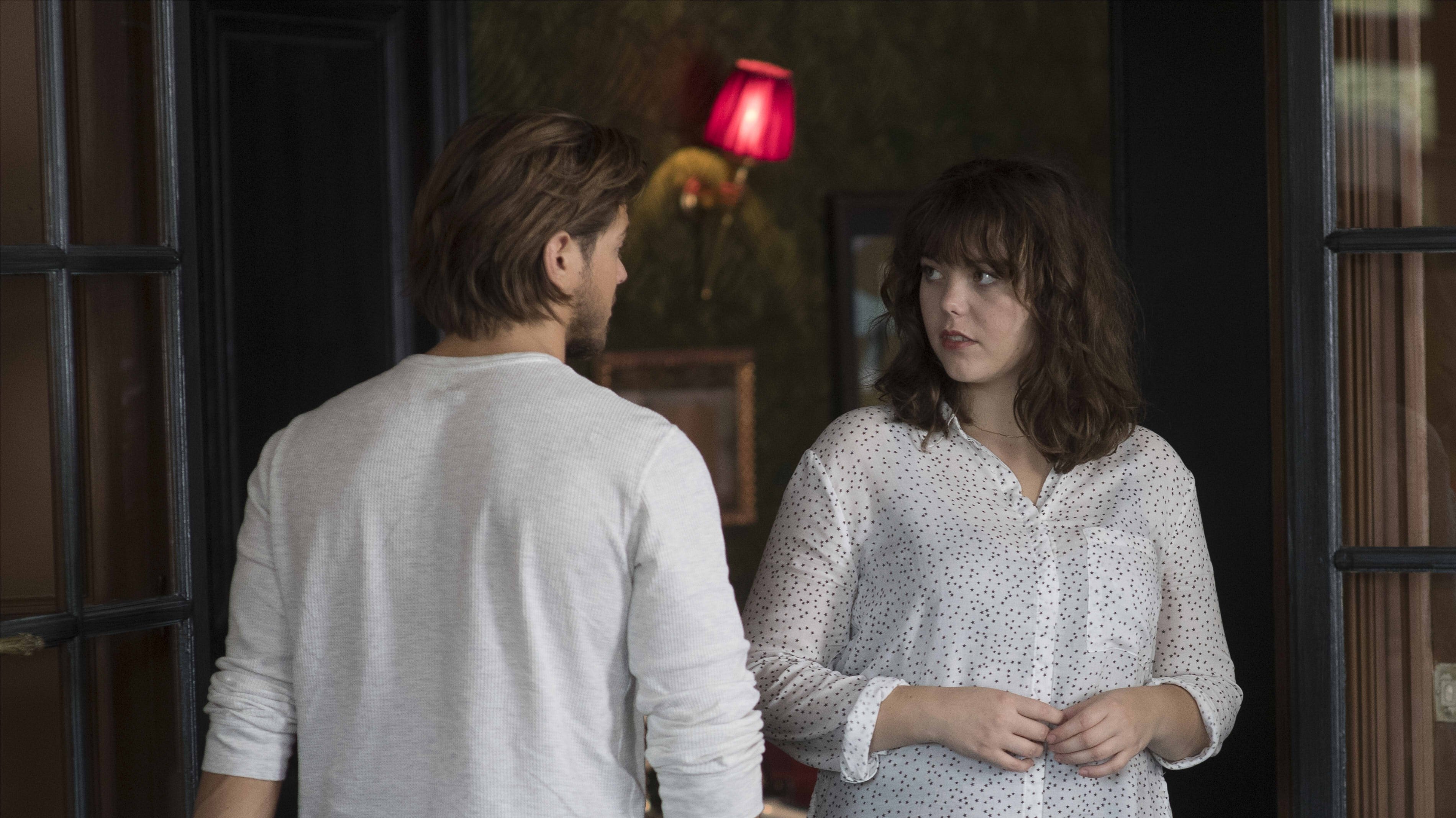 A New Girl in Paris! Background