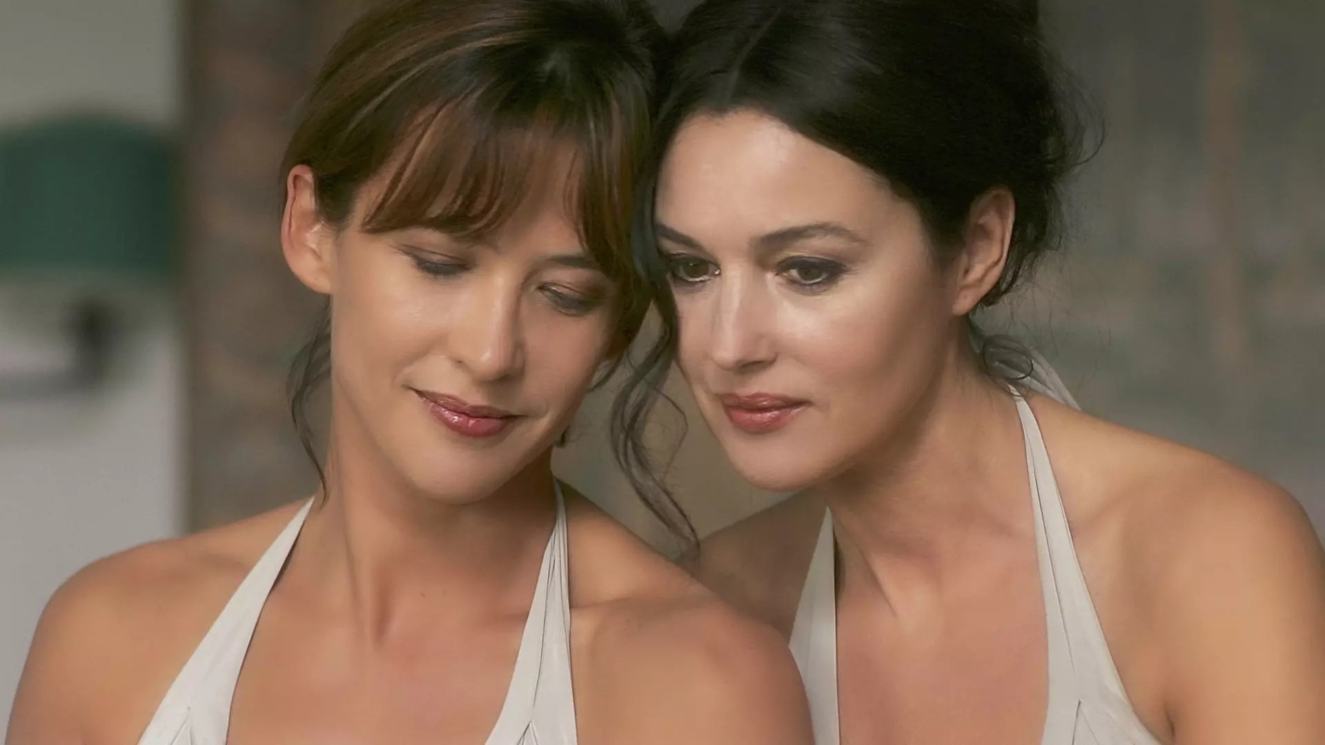 Don't Look Back Background