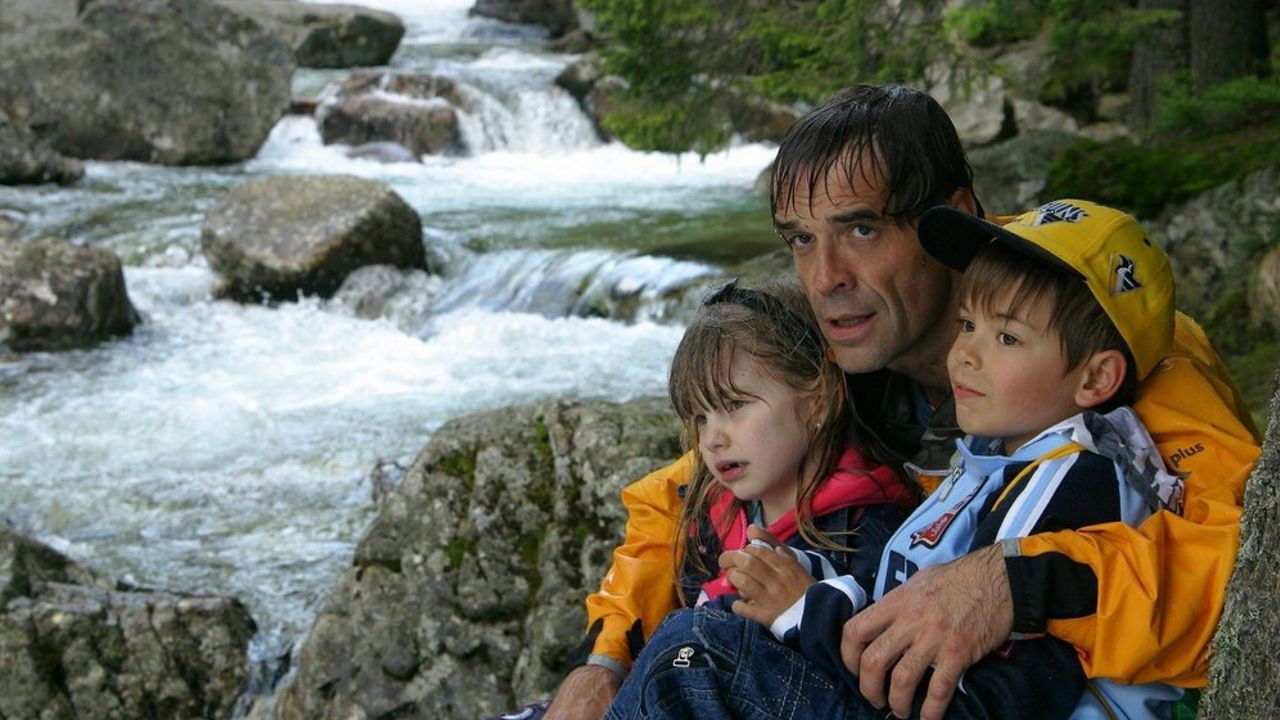 Taming Crocodiles Background