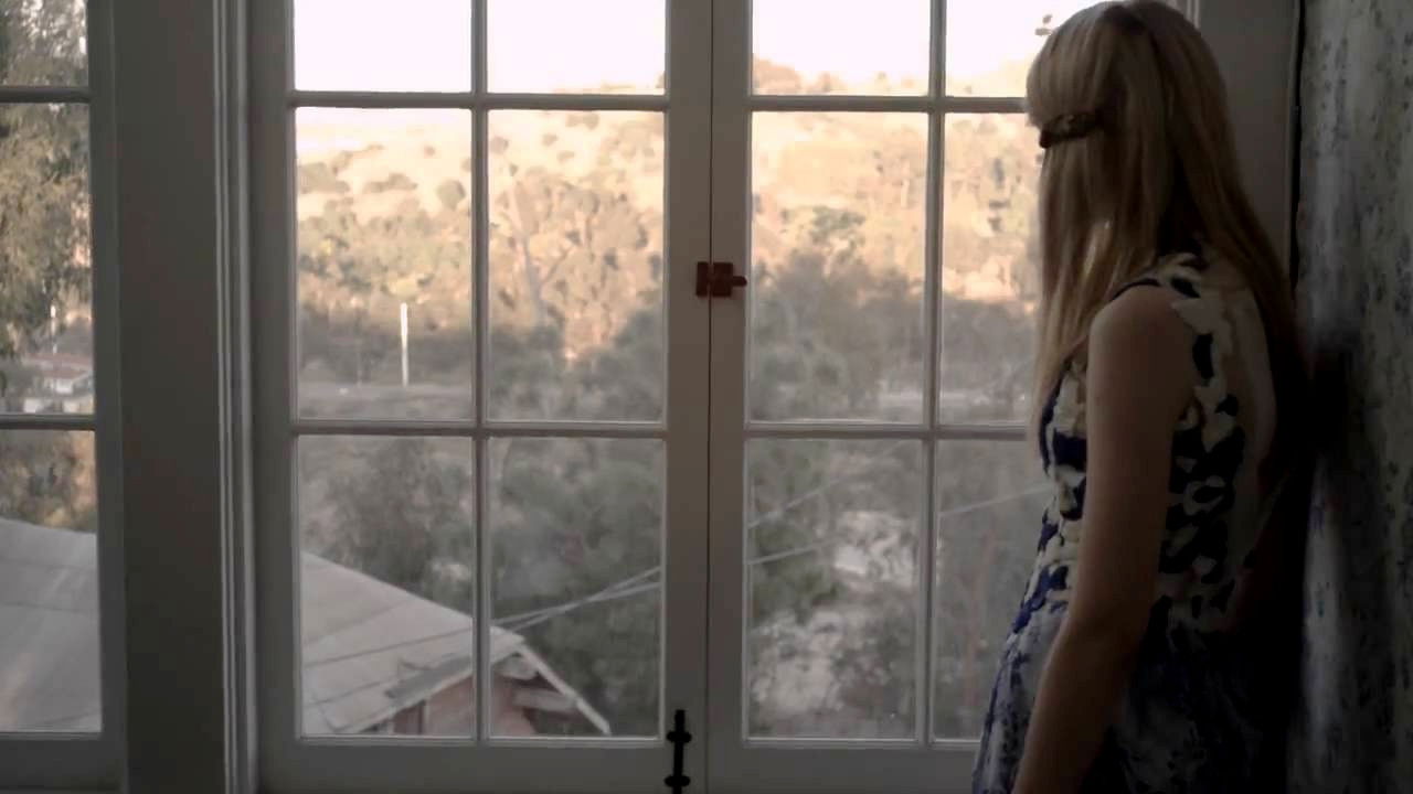 The Curve of Forgotten Things Background