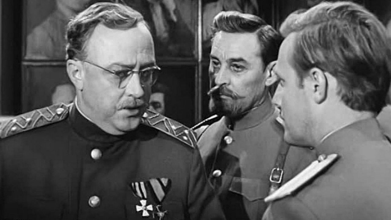 Aide of His Excellence Background