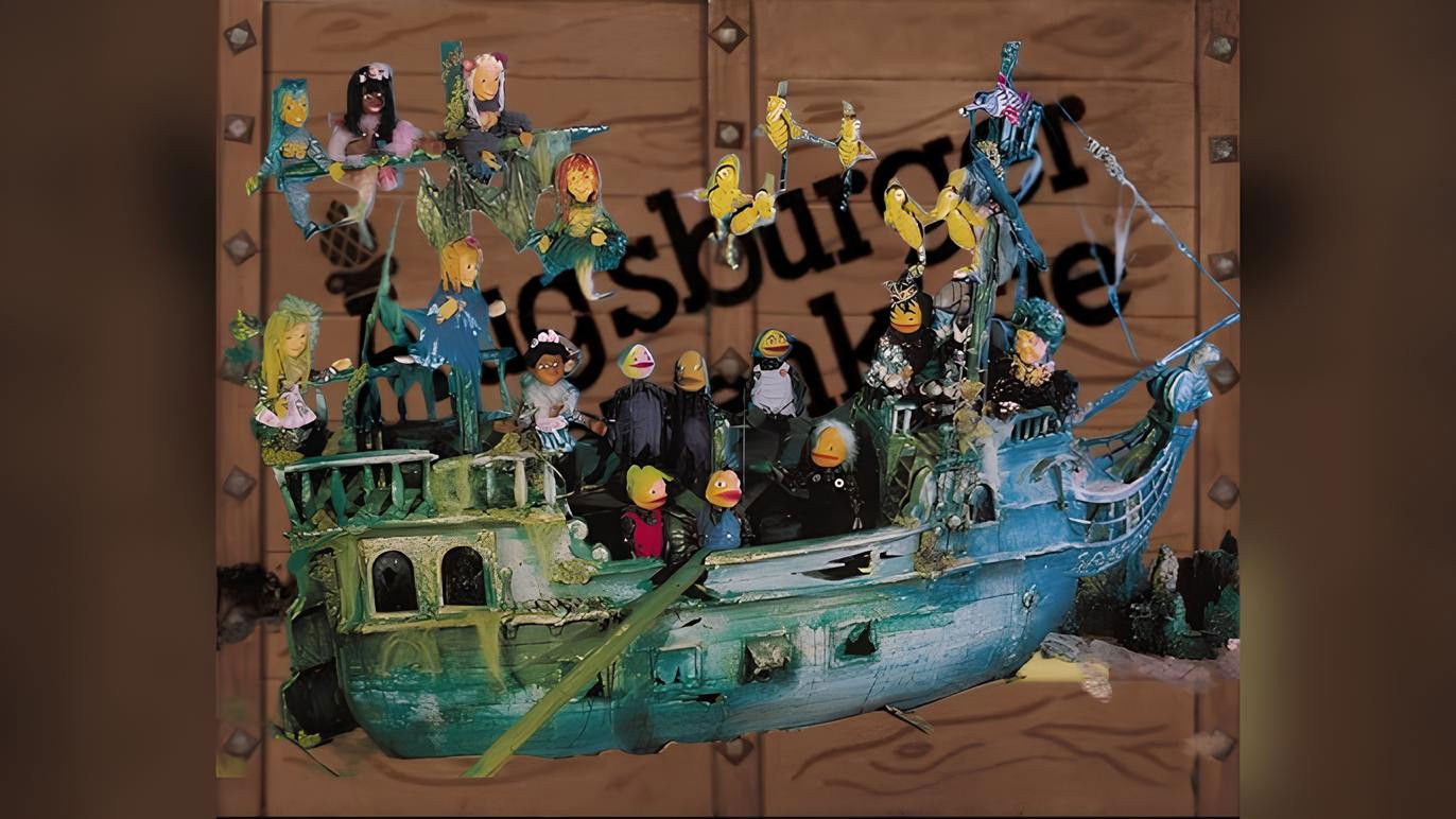 Augsburger Puppenkiste - Was kommt vor im  Ofenrohr? Background