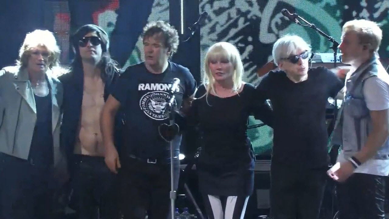 Blondie - iTunes Festival Background