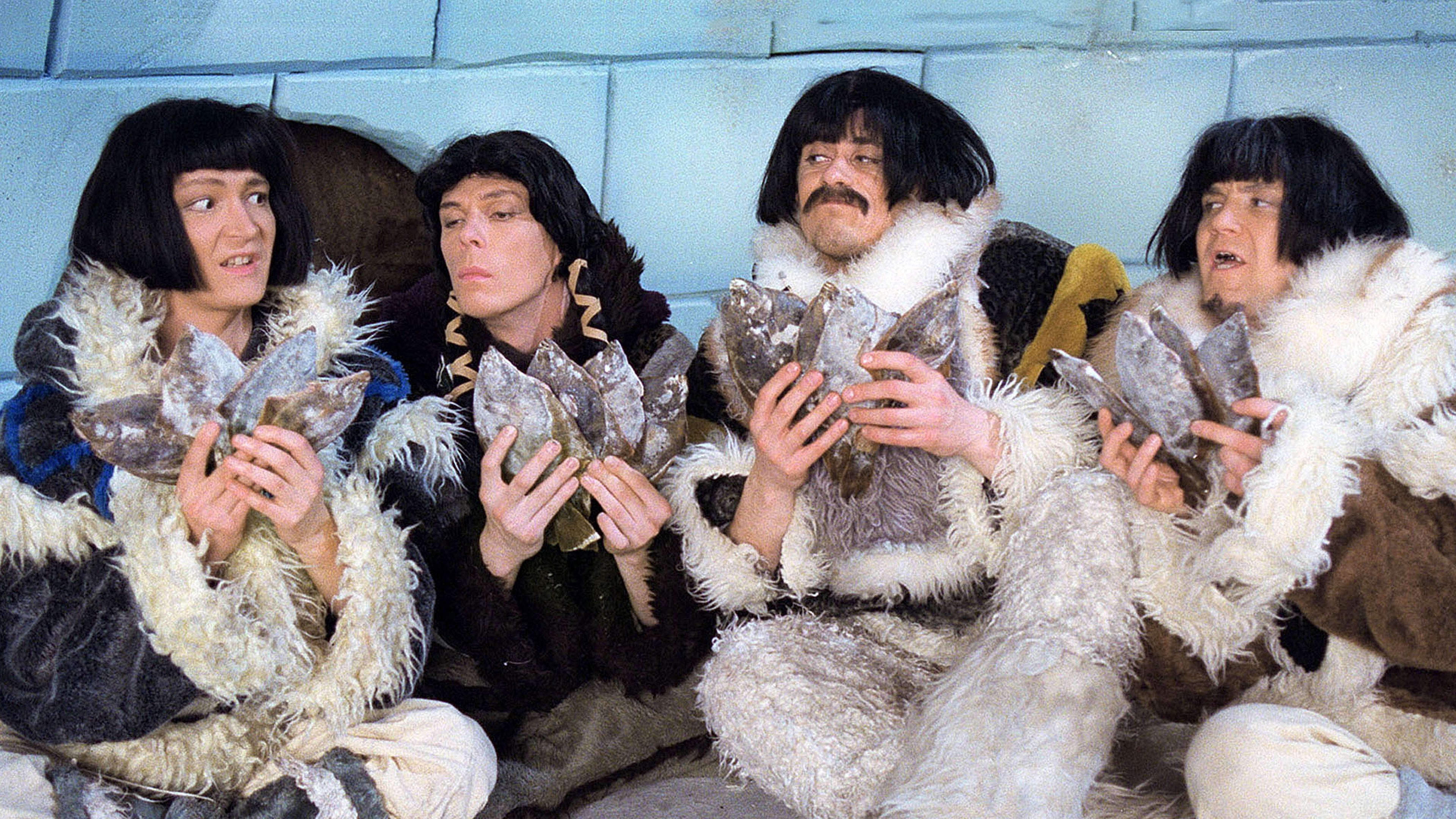 Studio Julmahuvi Background