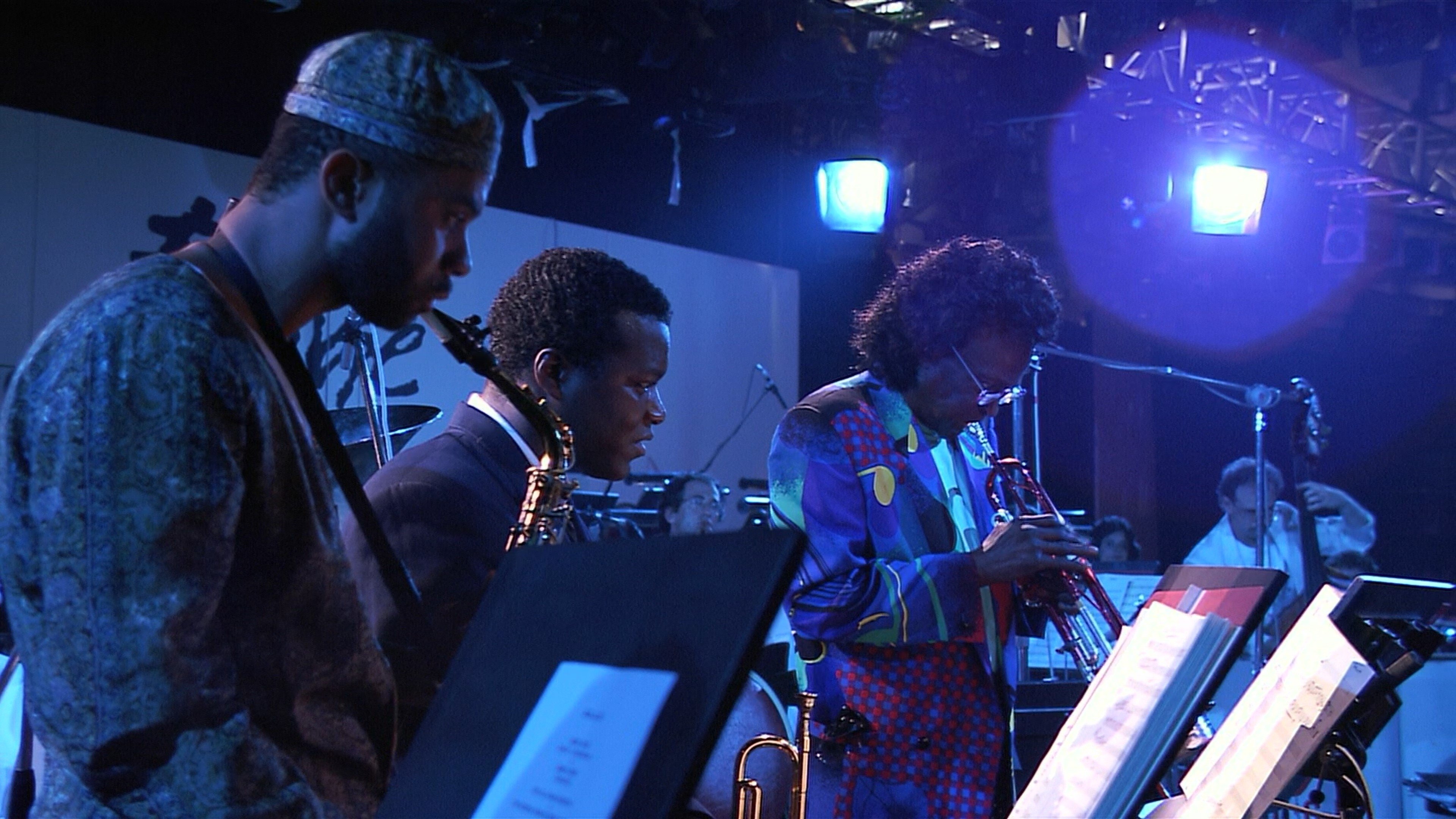 Miles Davis with Quincy Jones and the Gil Evans Orchestra Live at Montreux 1991 Background