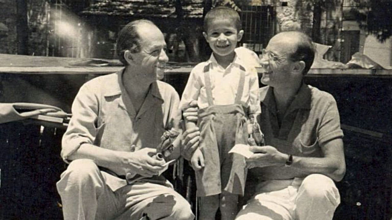 One Hundred Thousand Pounds Background