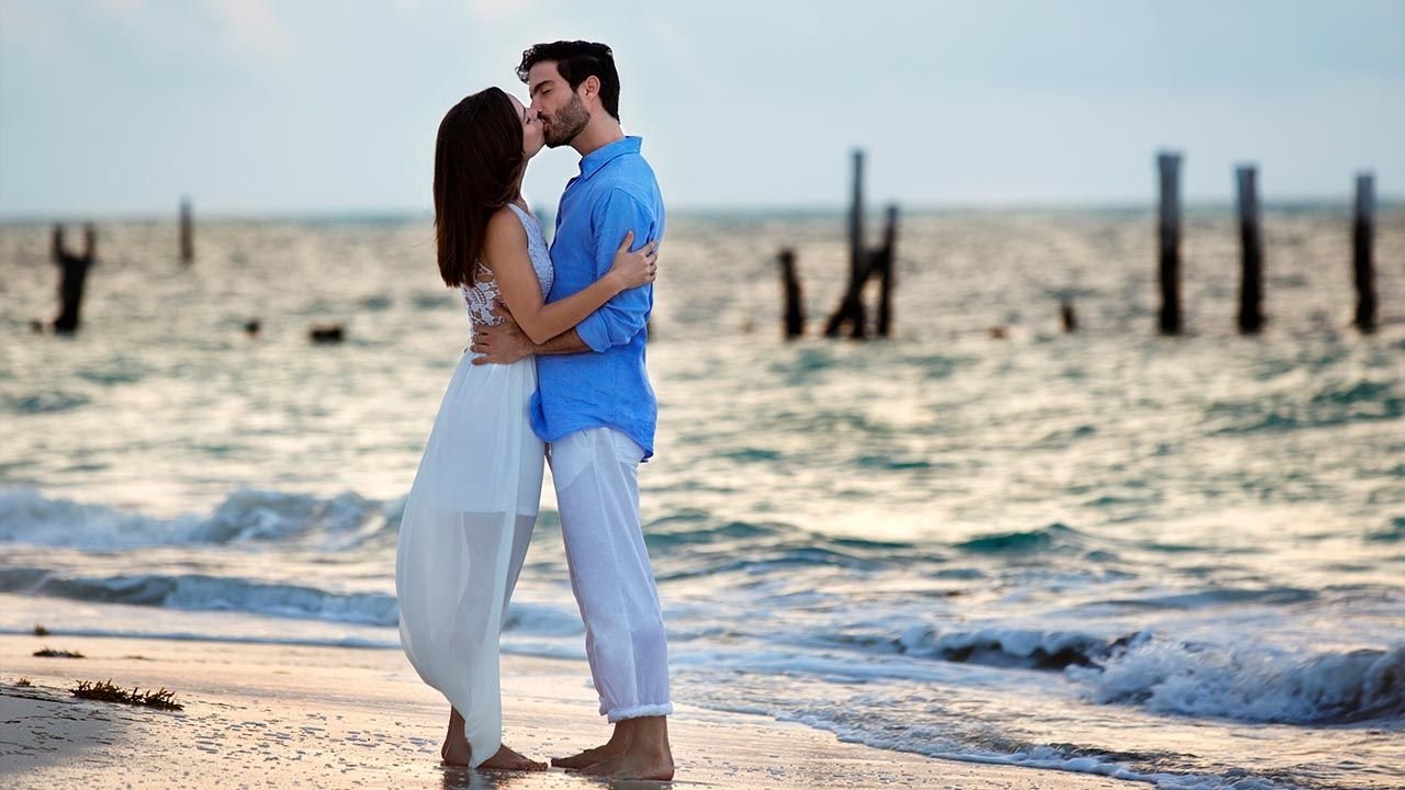 A que no me dejas Background