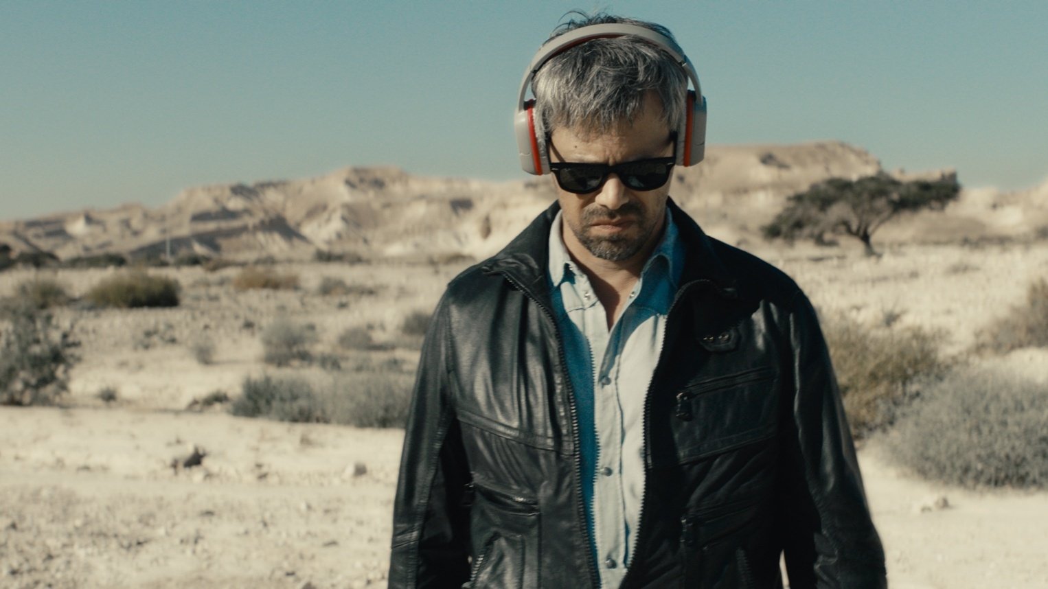 Ahed's Knee Background