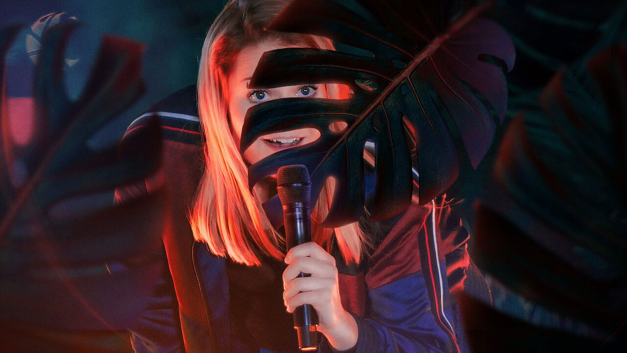 Hazel Brugger: Tropical Background