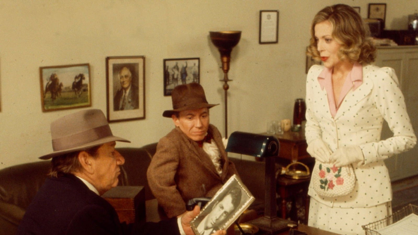 Goodnight, My Love Background