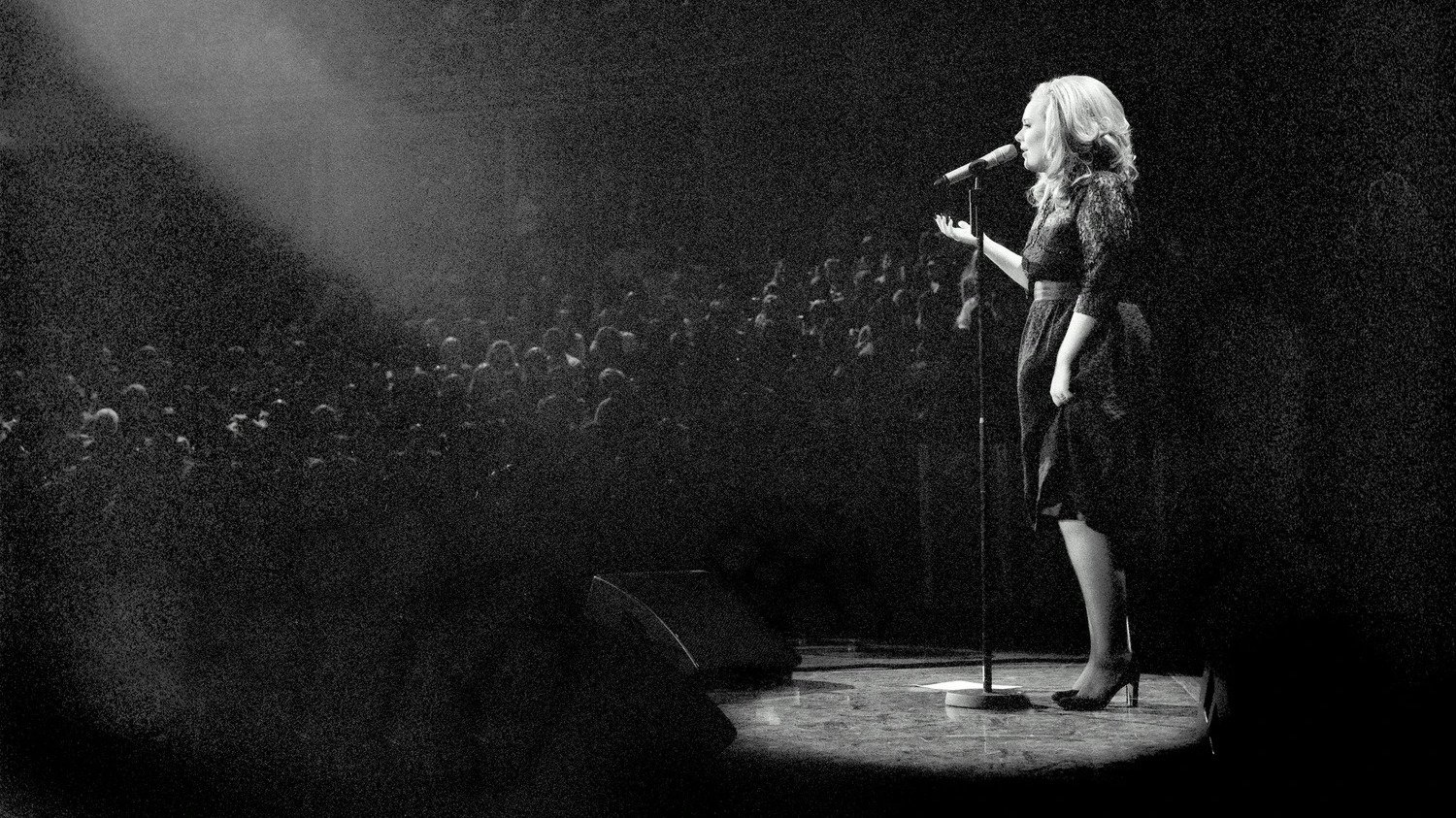 Adele: Live at the Royal Albert Hall Background