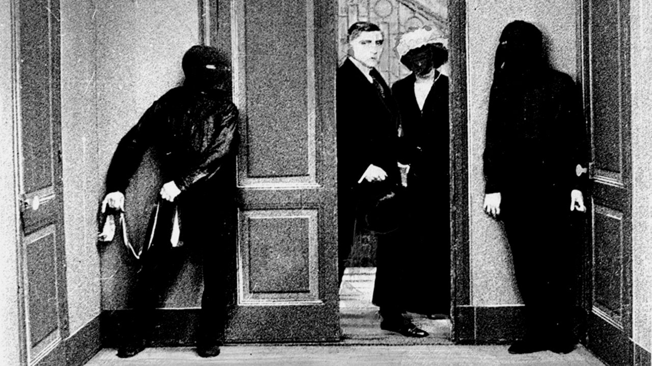 Fantômas Background