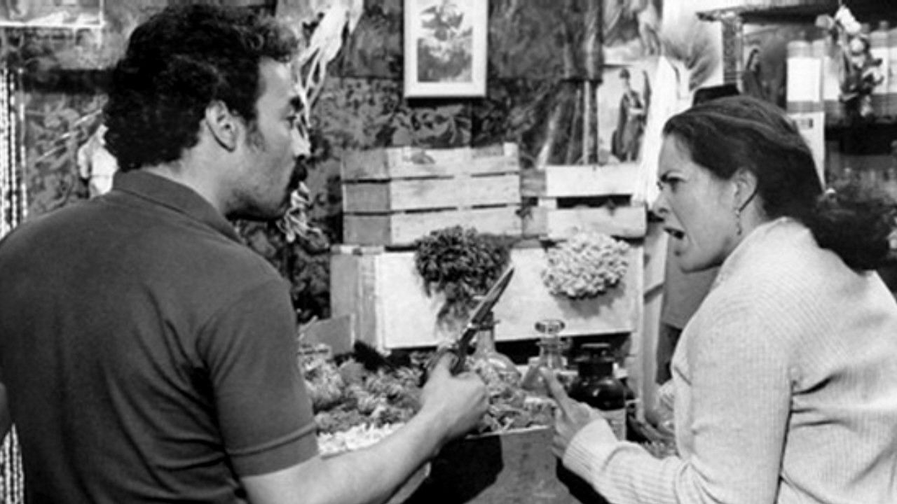 Mentiras piadosas Background