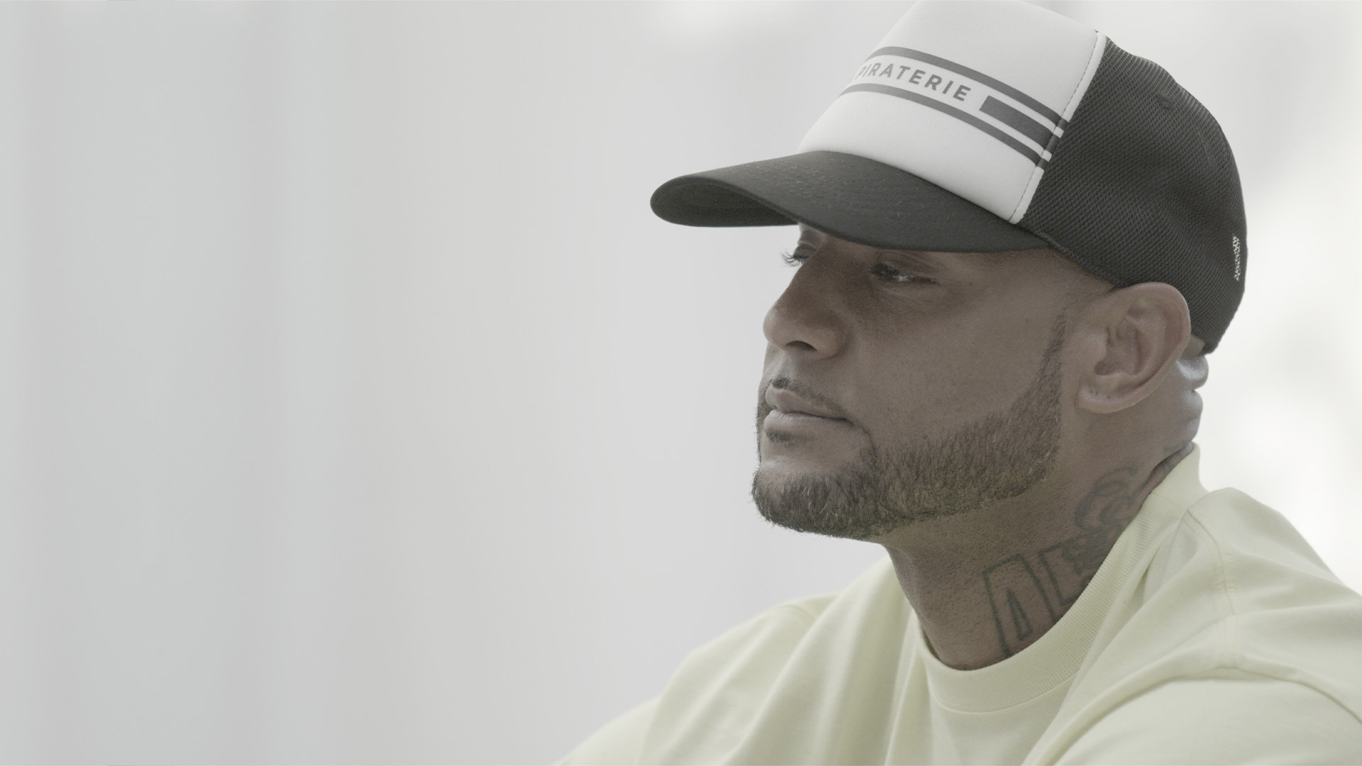 Booba - l’ultra interview Background
