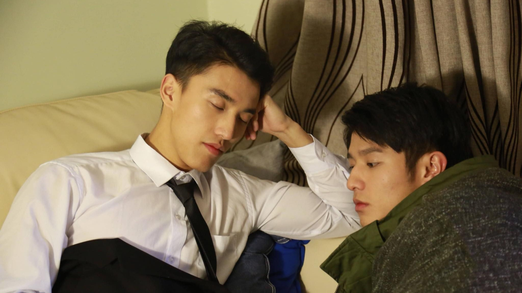 The Ambiguous Focus Background