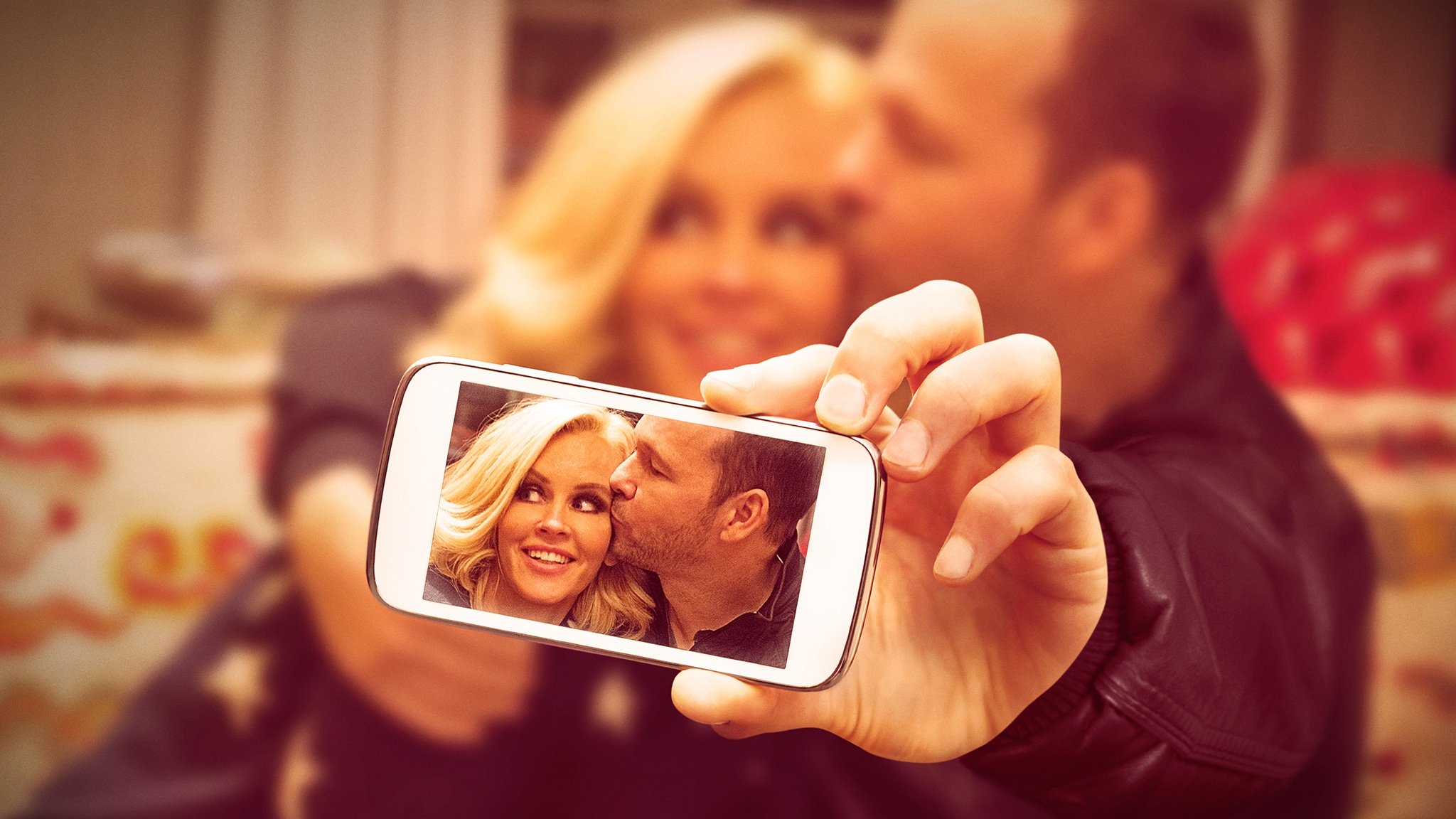 Donnie Loves Jenny Background