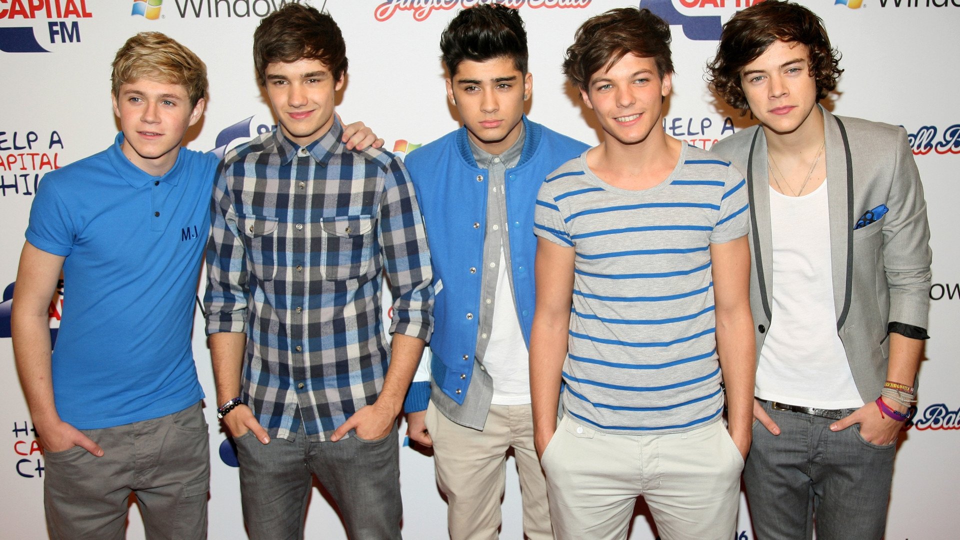 One Direction: Going Our Way Background