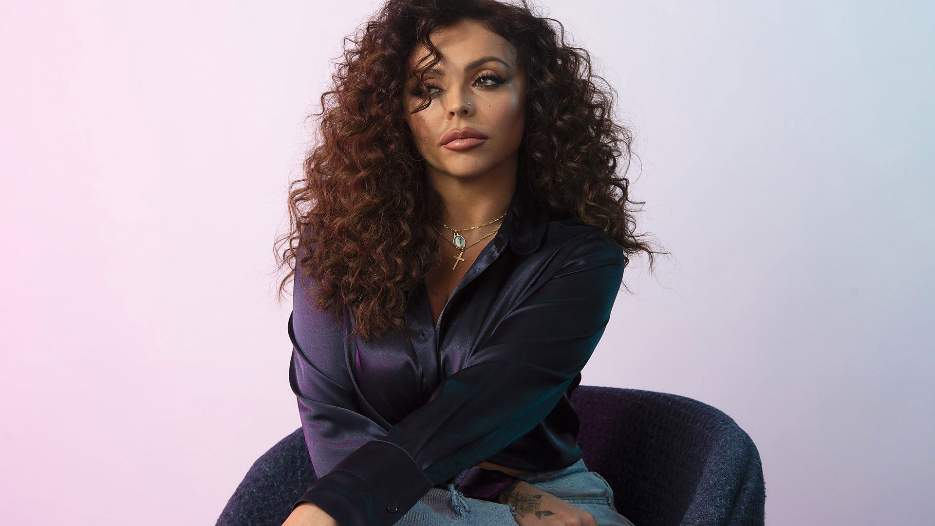 Jesy Nelson: "Odd One Out" Background