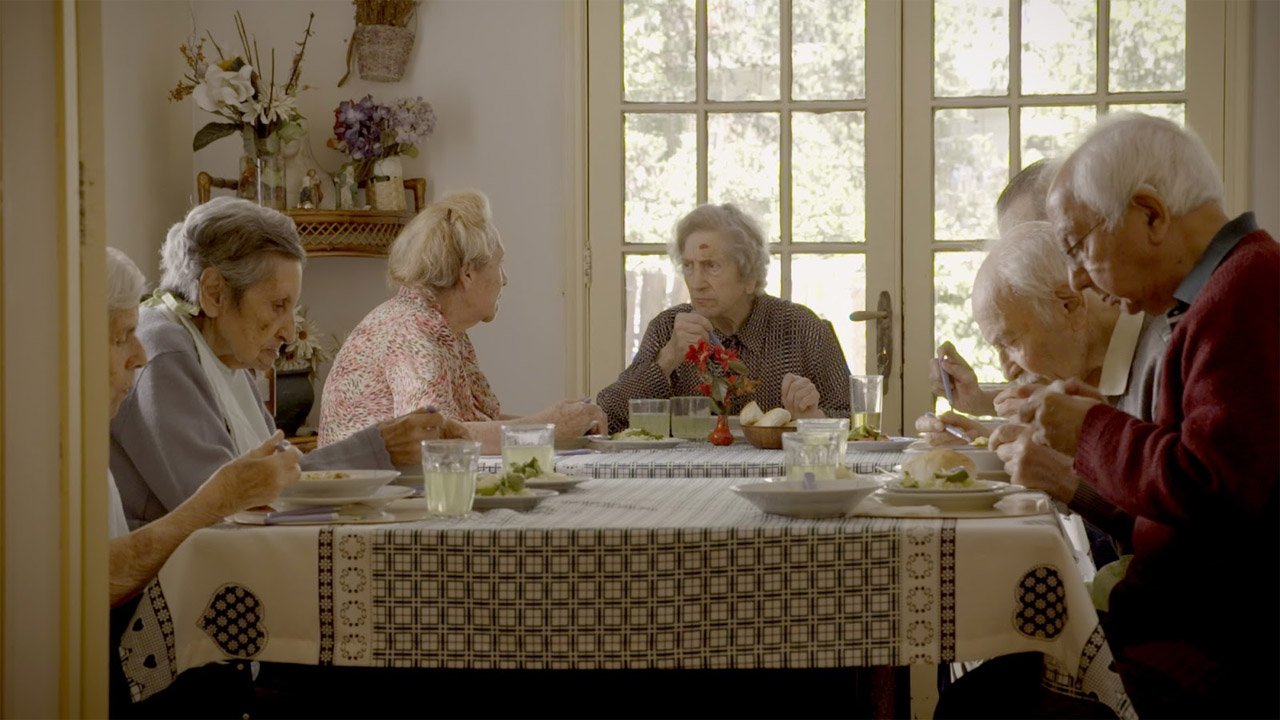 Yo no soy de aquí Background