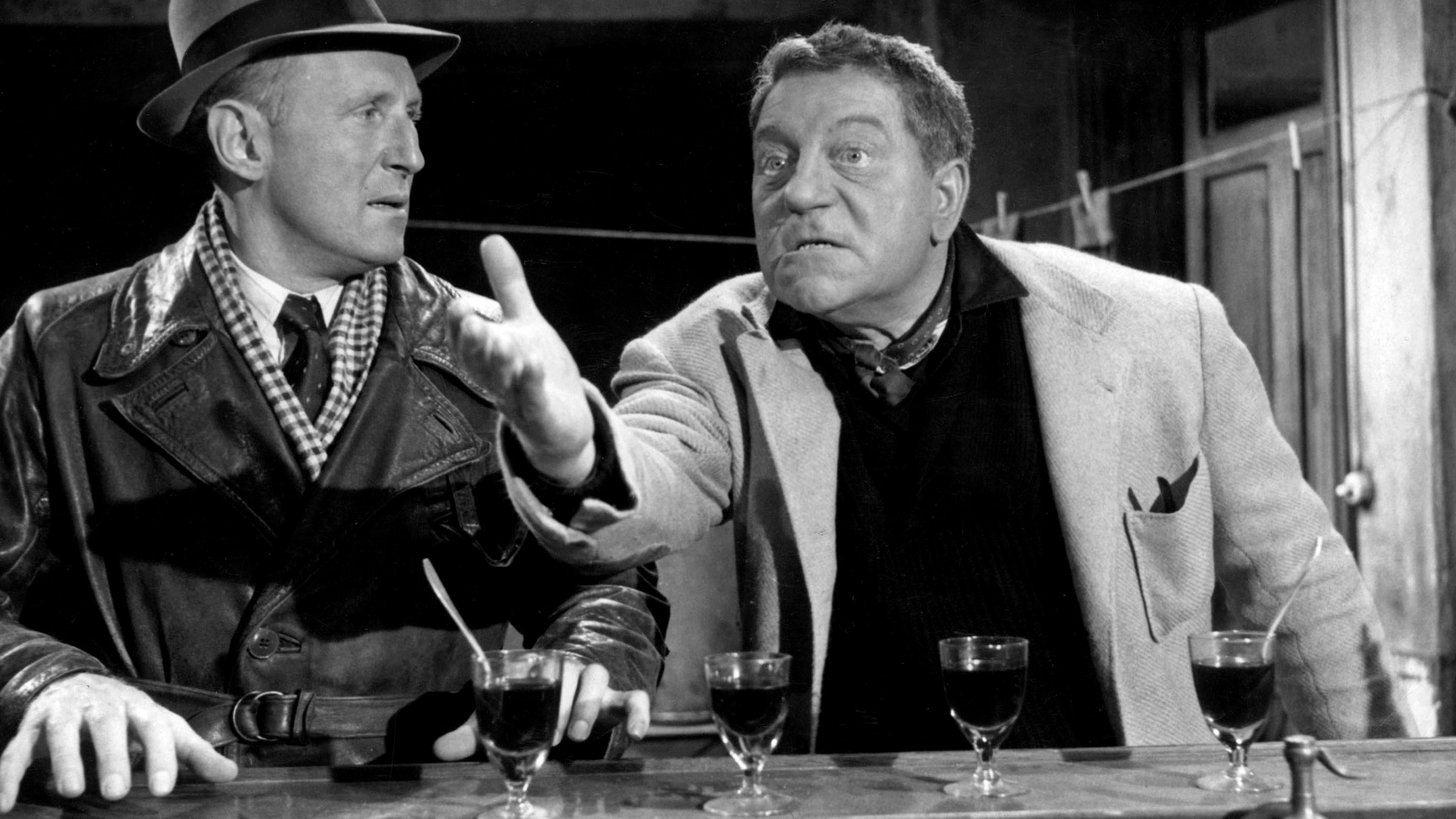 La Traversée de Paris Background