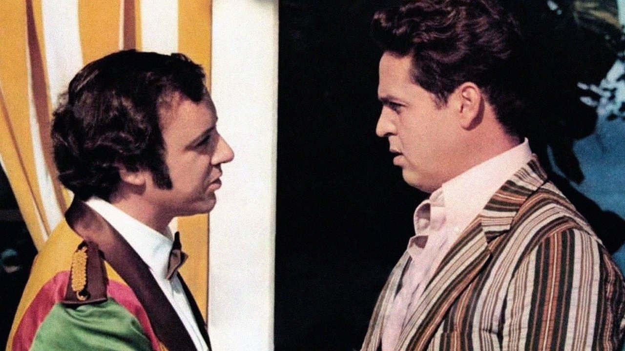 Luna di miele in tre Background