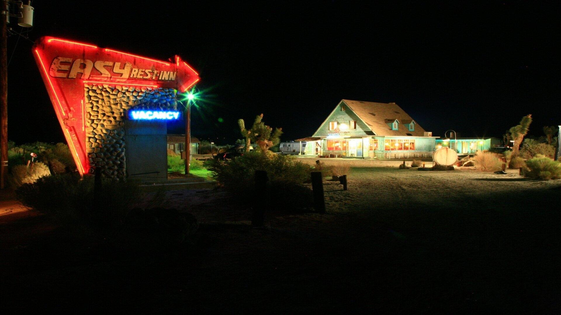 No Man's Land: The Rise of Reeker Background