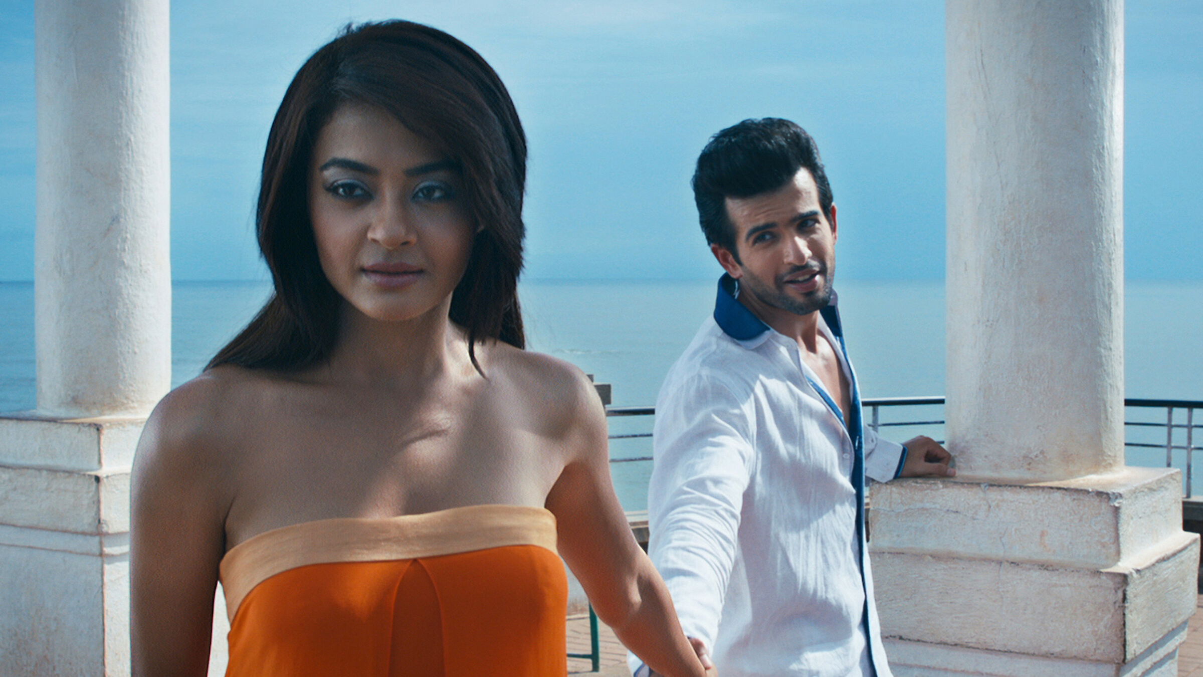 Hate Story 2 Background