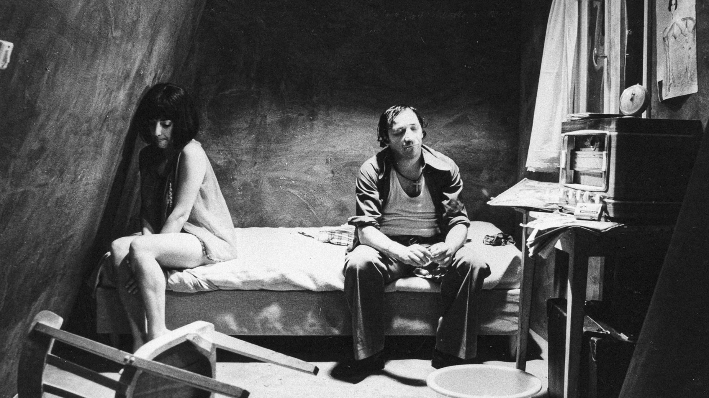 Pulpe Amère Background