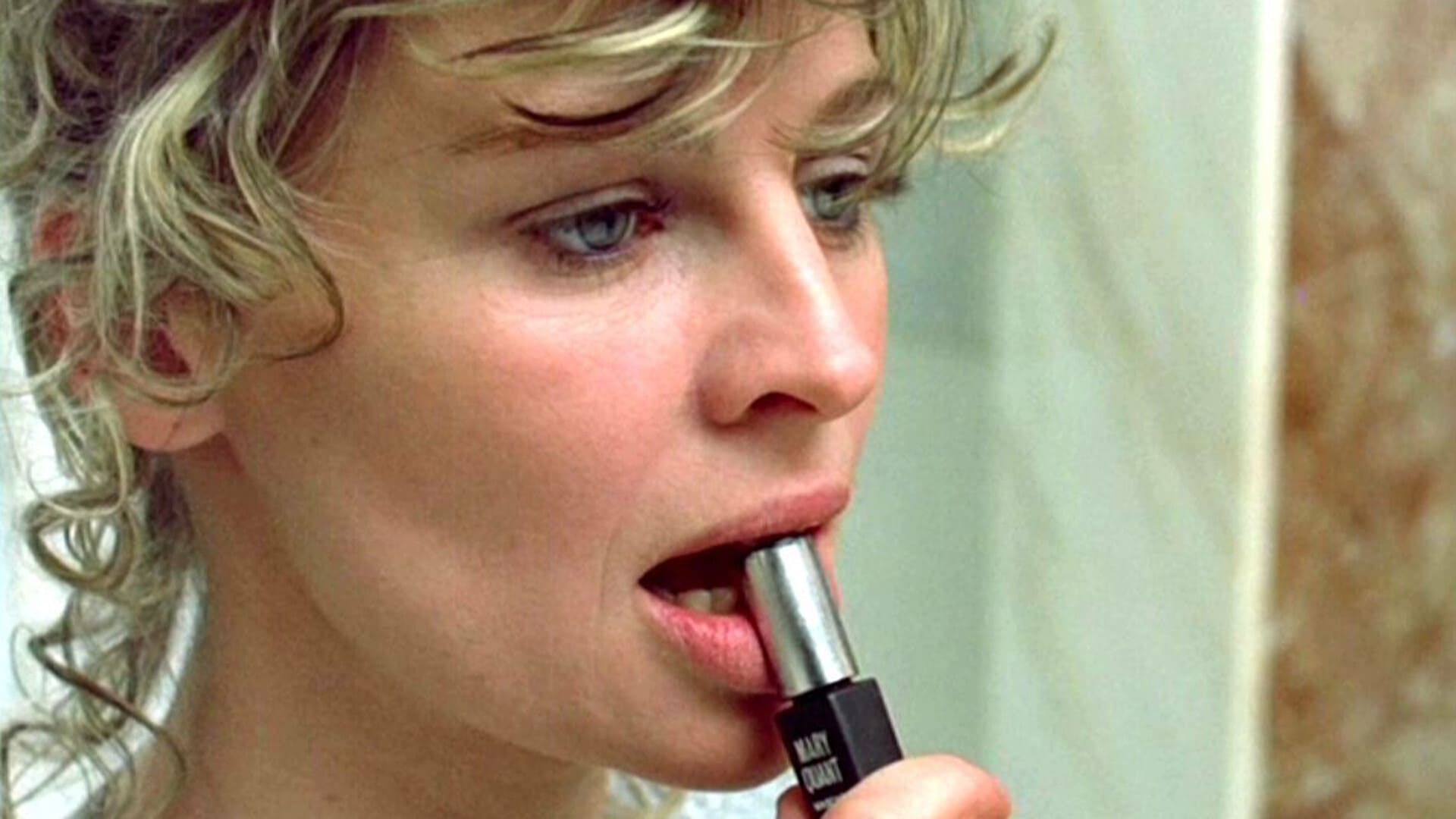 Don't Look Now Background