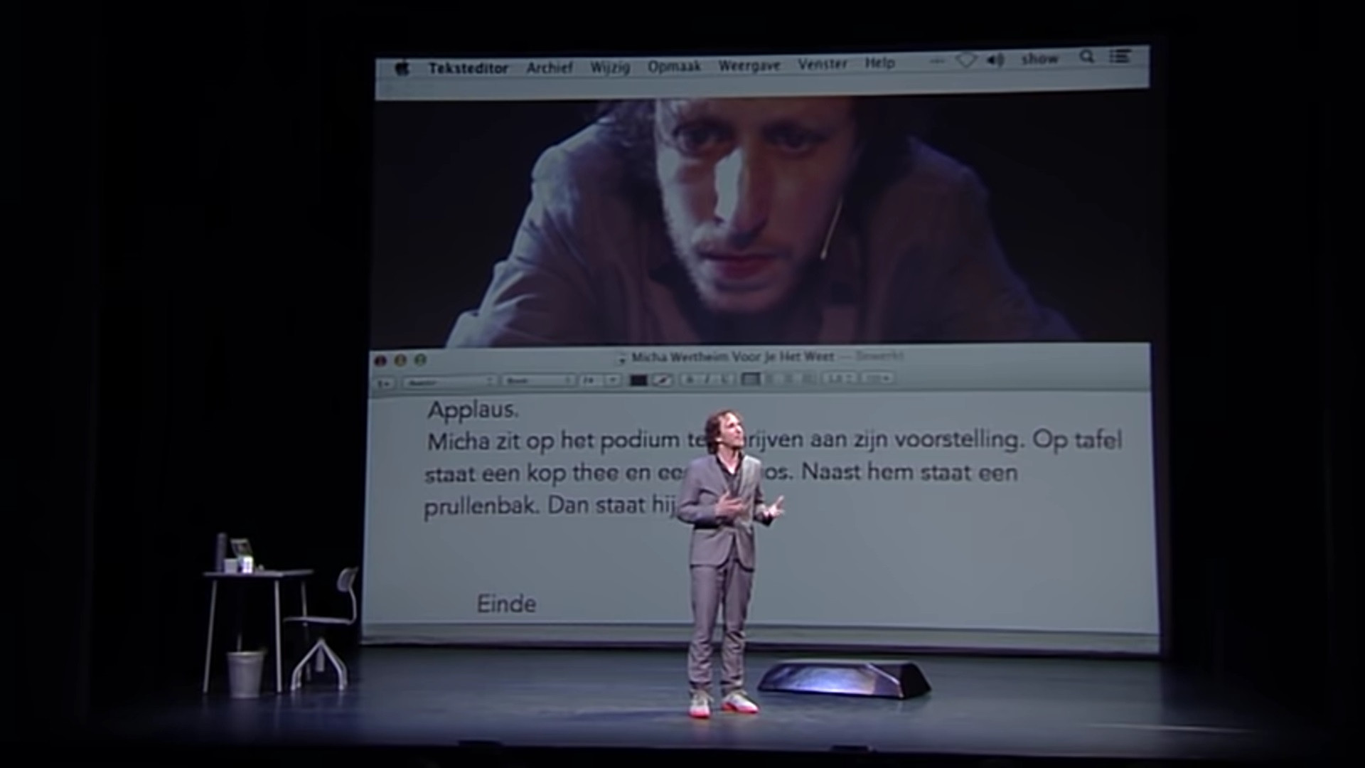 Micha Wertheim: Voor Je Het Weet Background