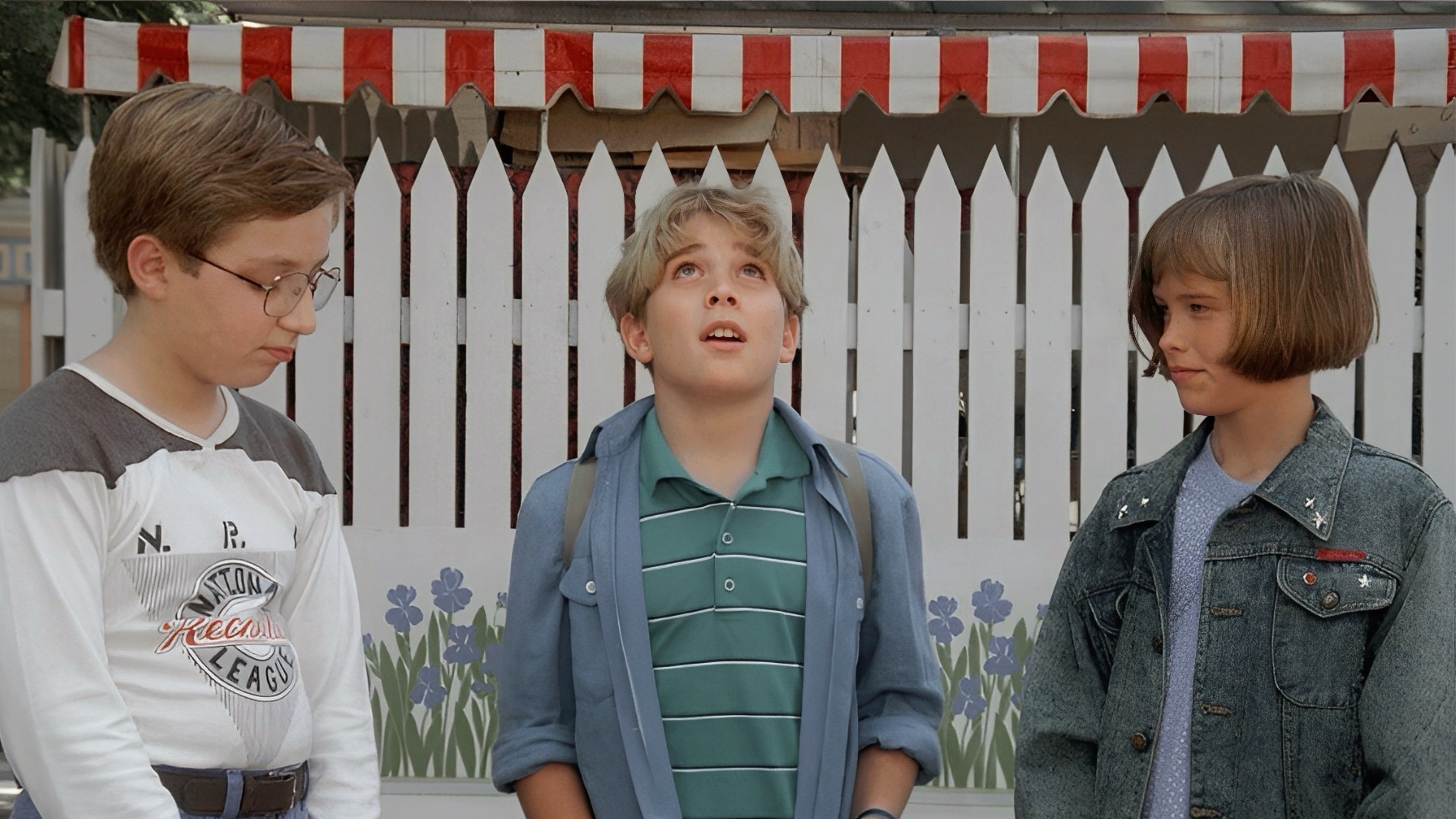 Tommy Tricker and the Stamp Traveller Background