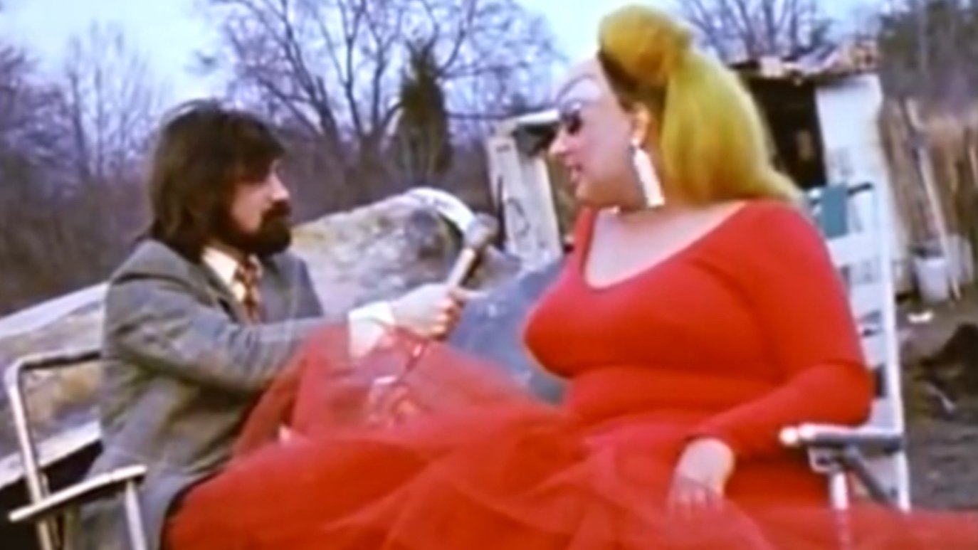 Divine Trash Background