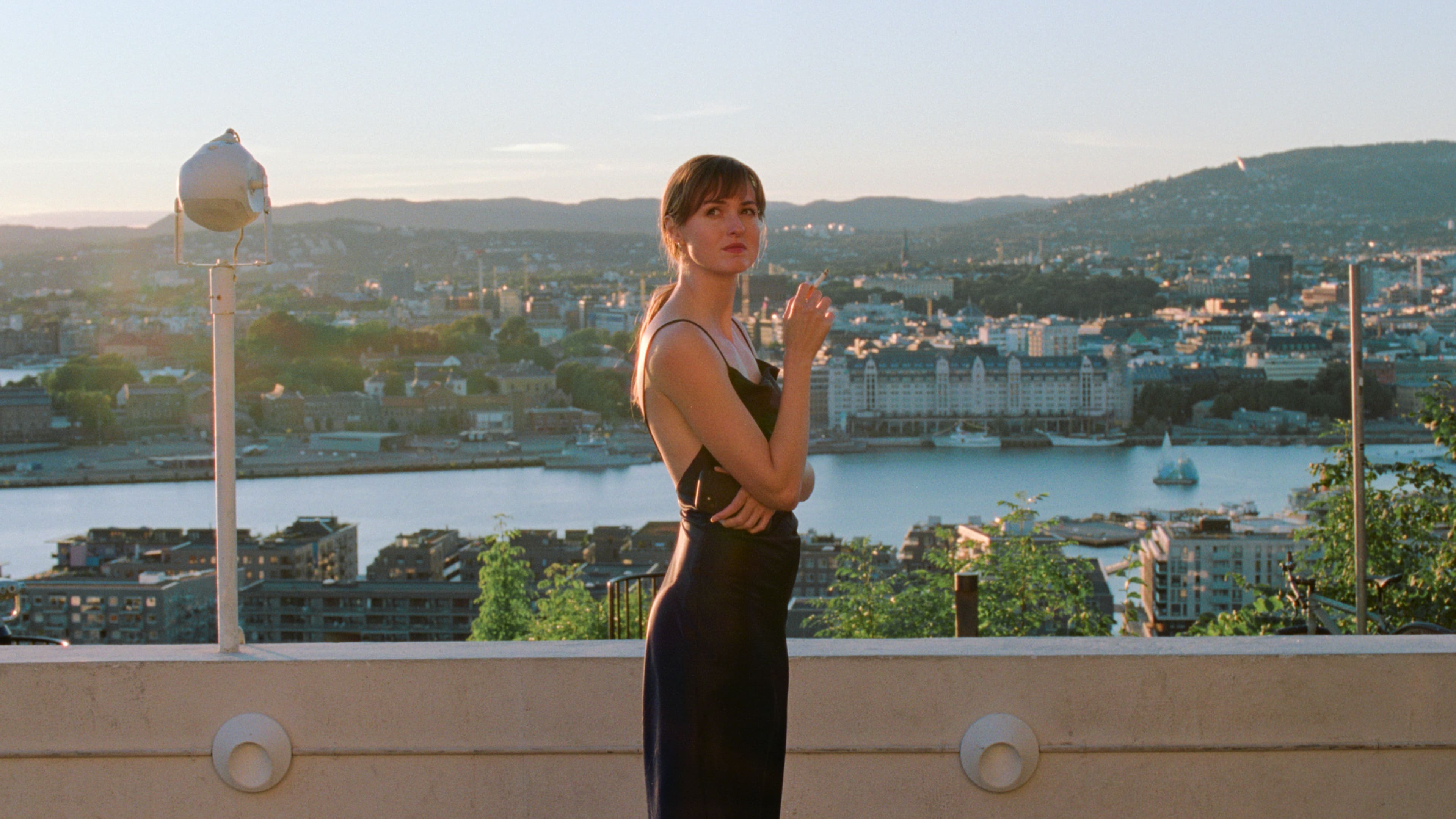 The Worst Person in the World Background