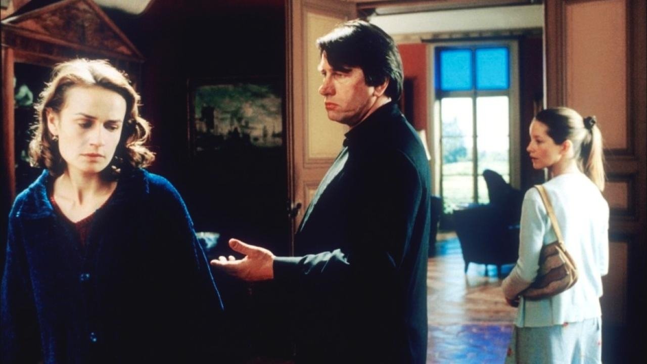 Secret Defense Background