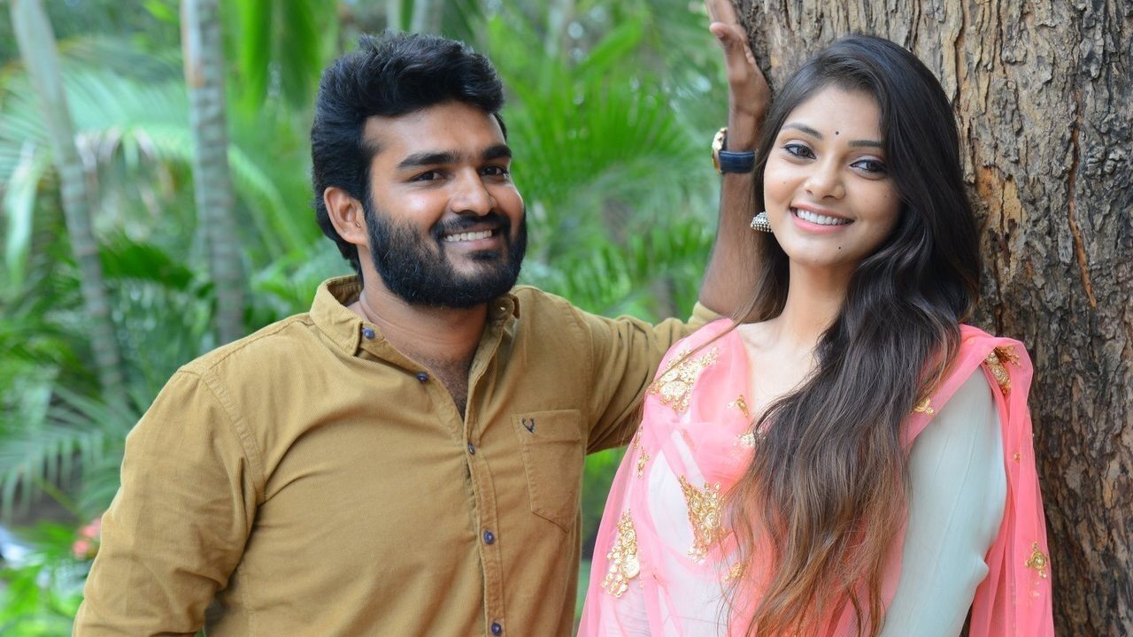 Raja Vaaru Rani Gaaru Background