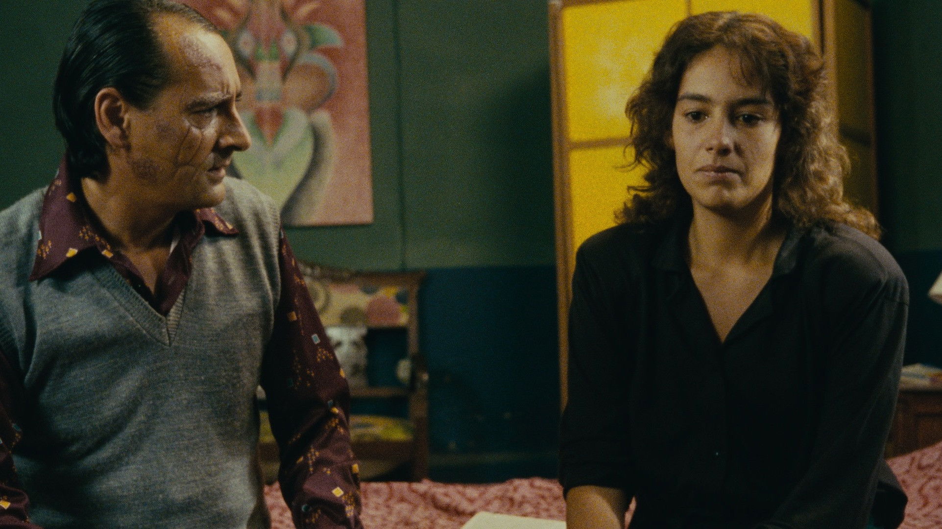 Caídos del cielo Background