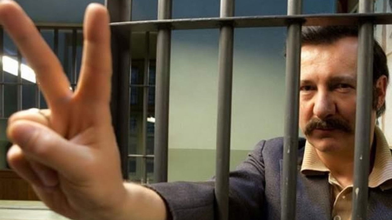 Wałesa: Man of Hope Background