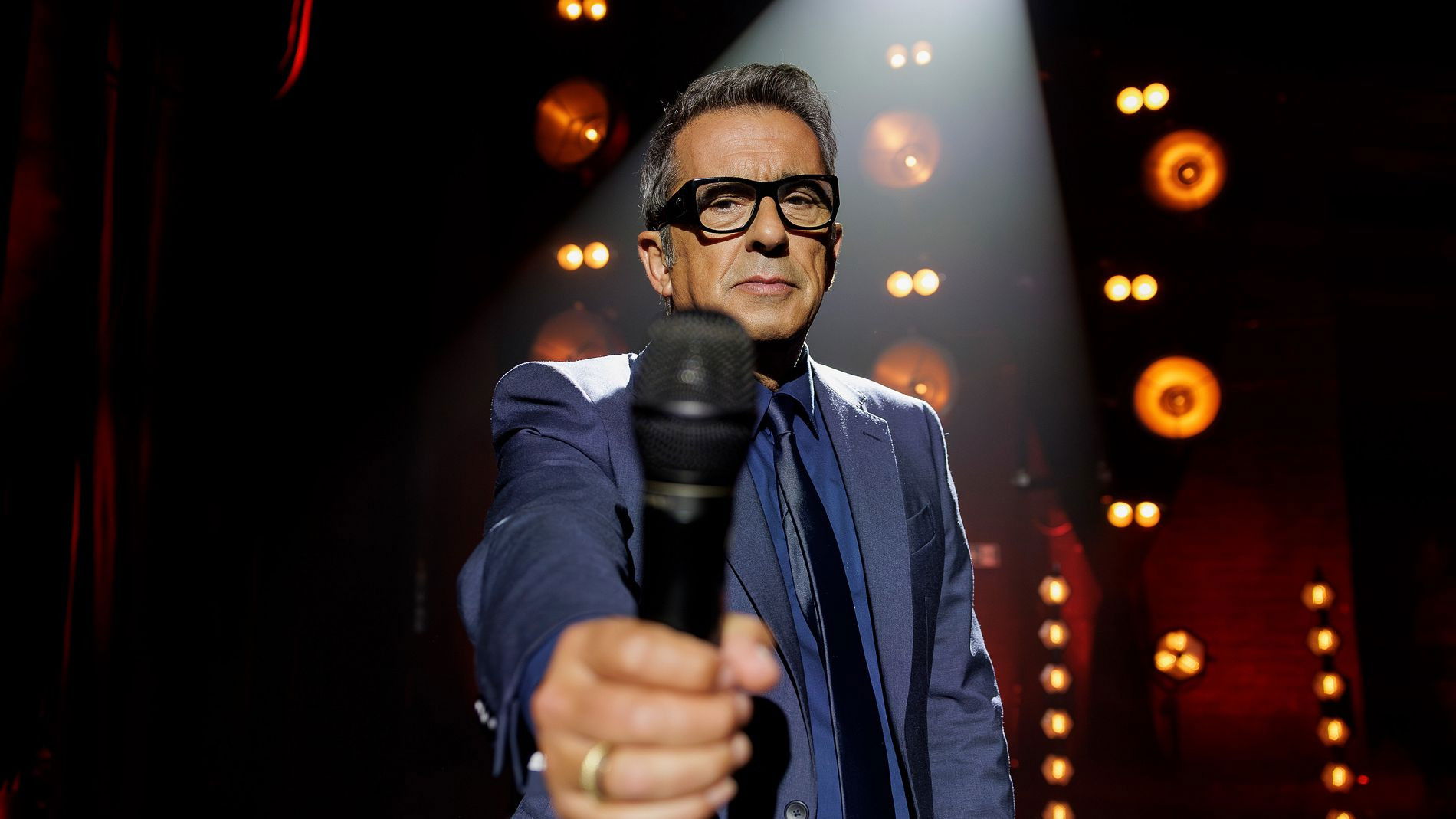 Futuro imperfecto Background