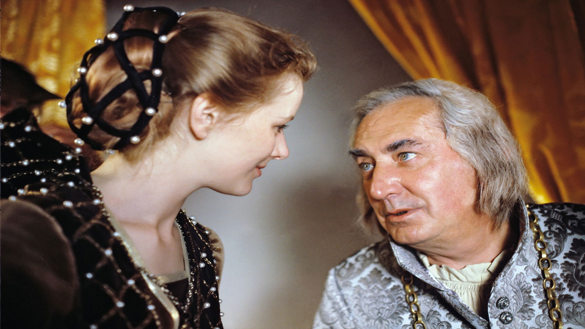 Królewskie sny Background